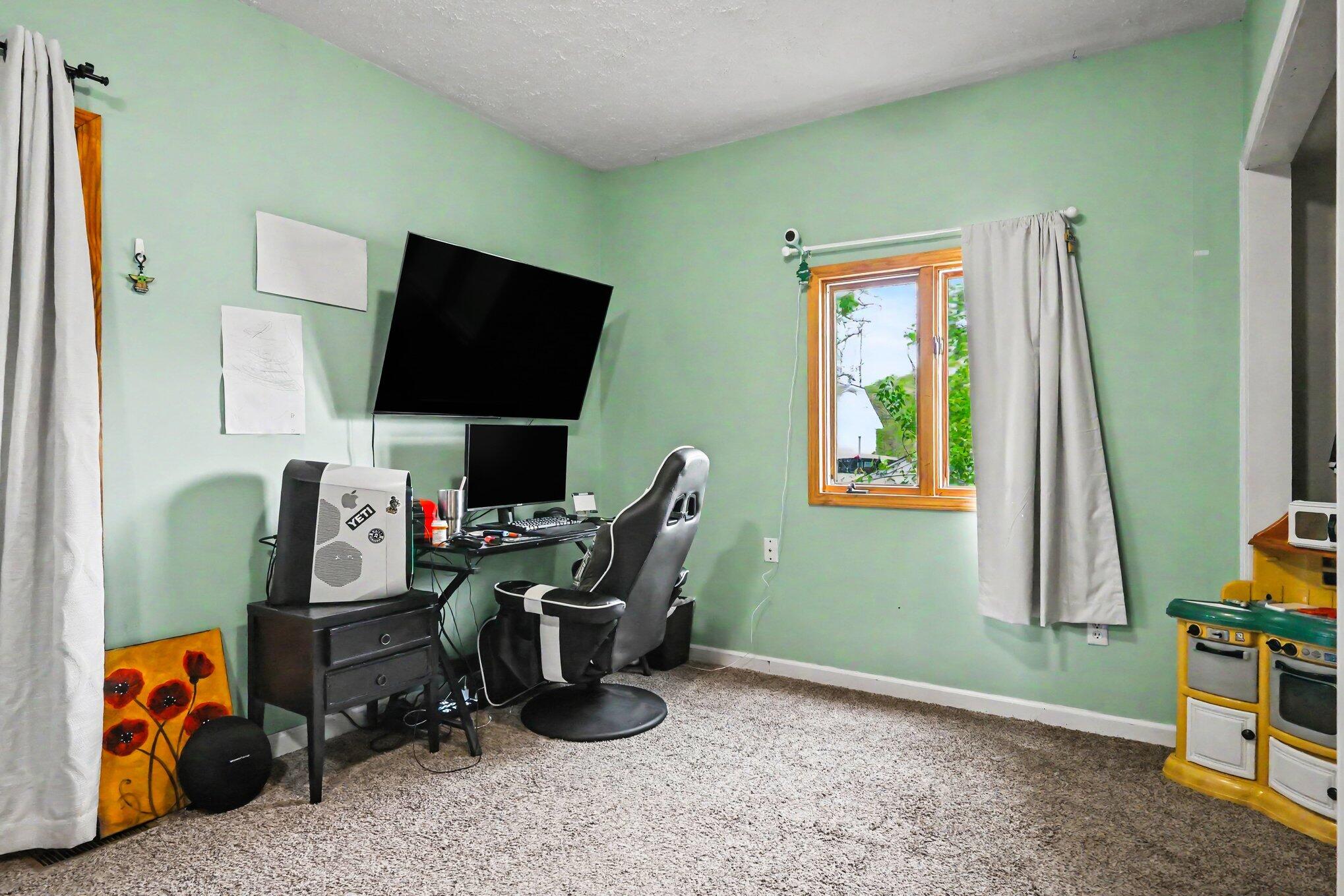 18 Blanche Avenue Kalamazoo MI 49001