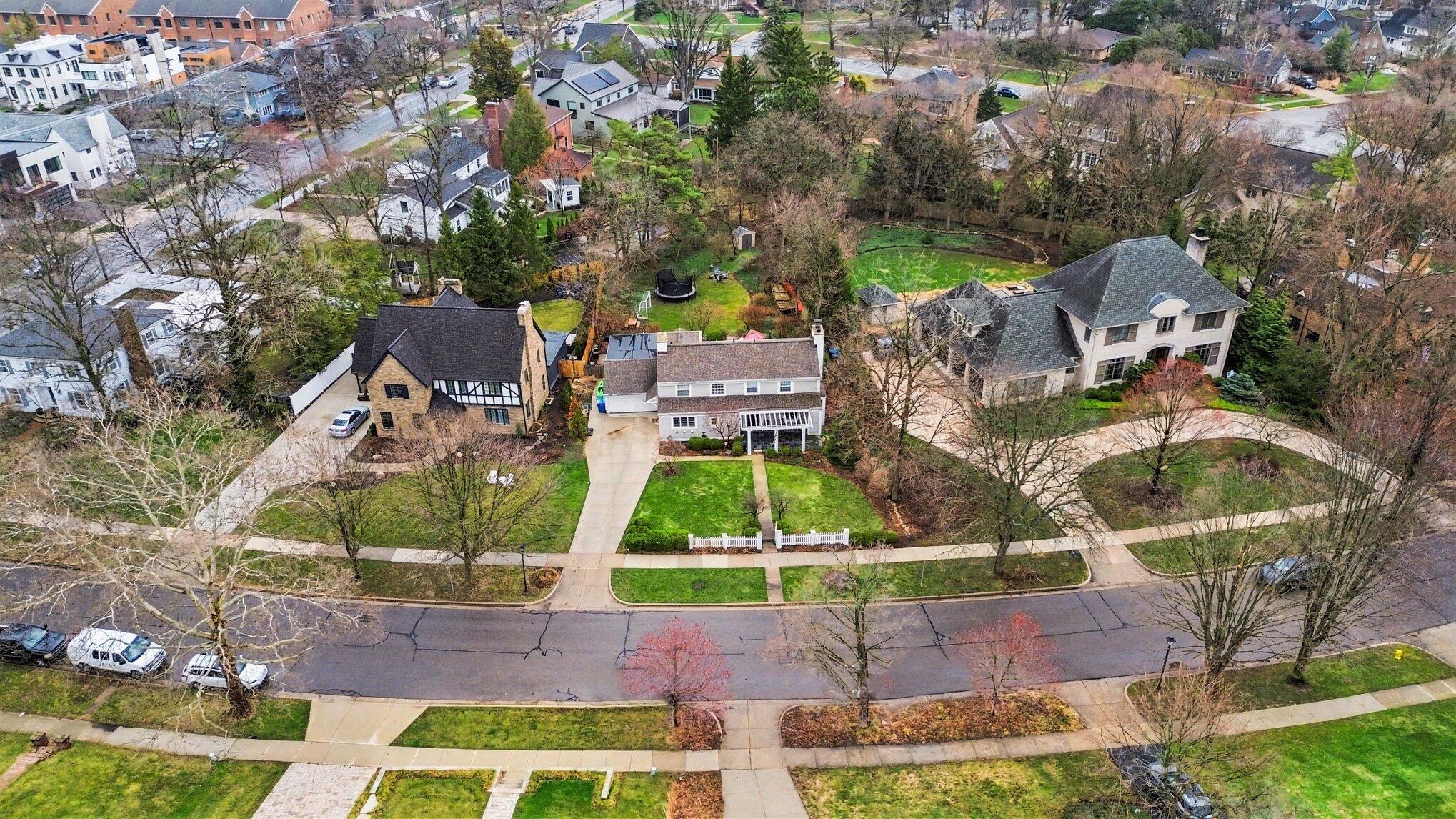 750 San Jose Drive SE Grand Rapids MI 49506