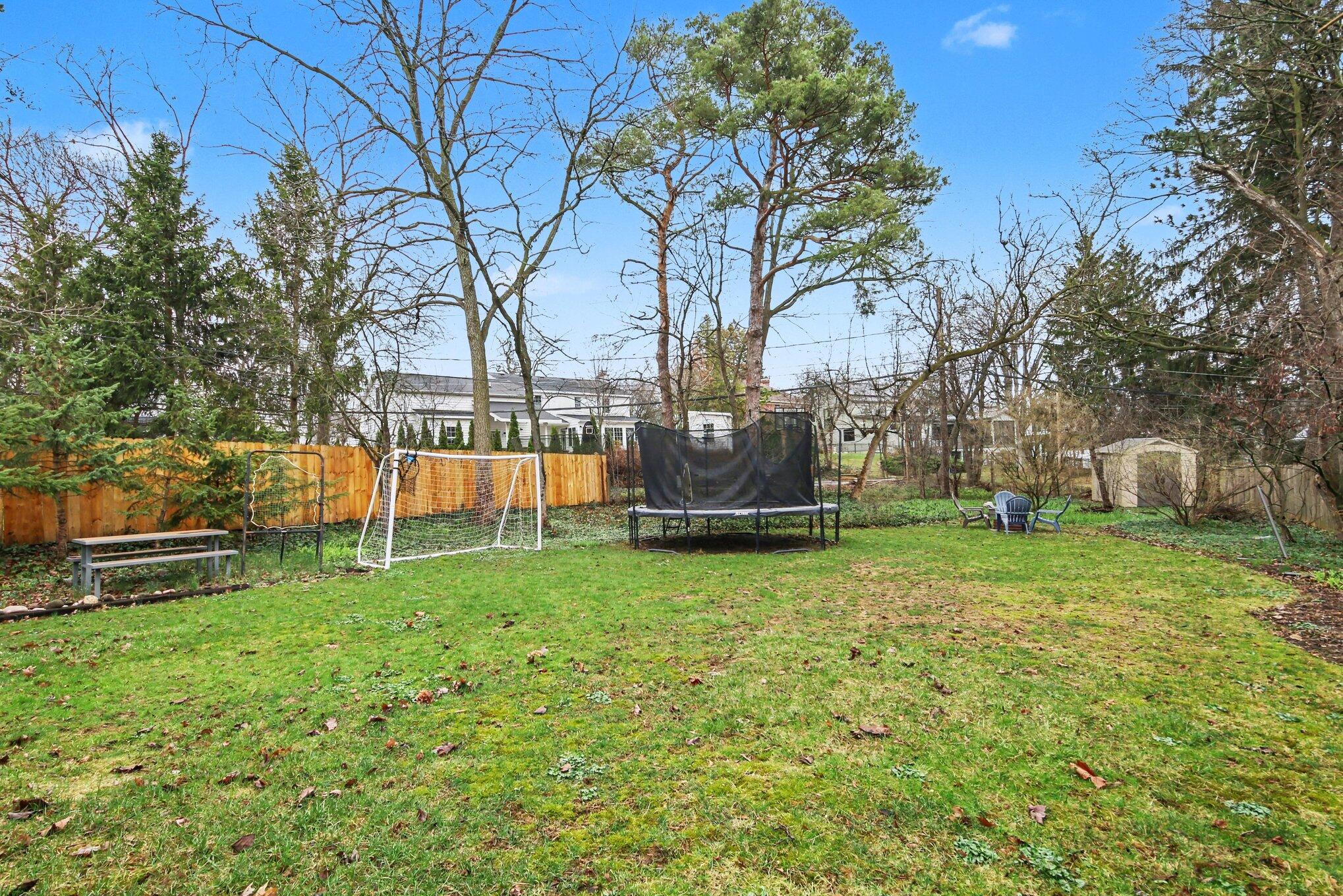 750 San Jose Drive SE Grand Rapids MI 49506