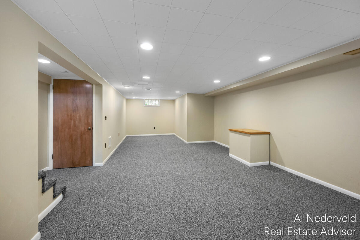 303 Wallinwood Avenue NE Grand Rapids MI 49503