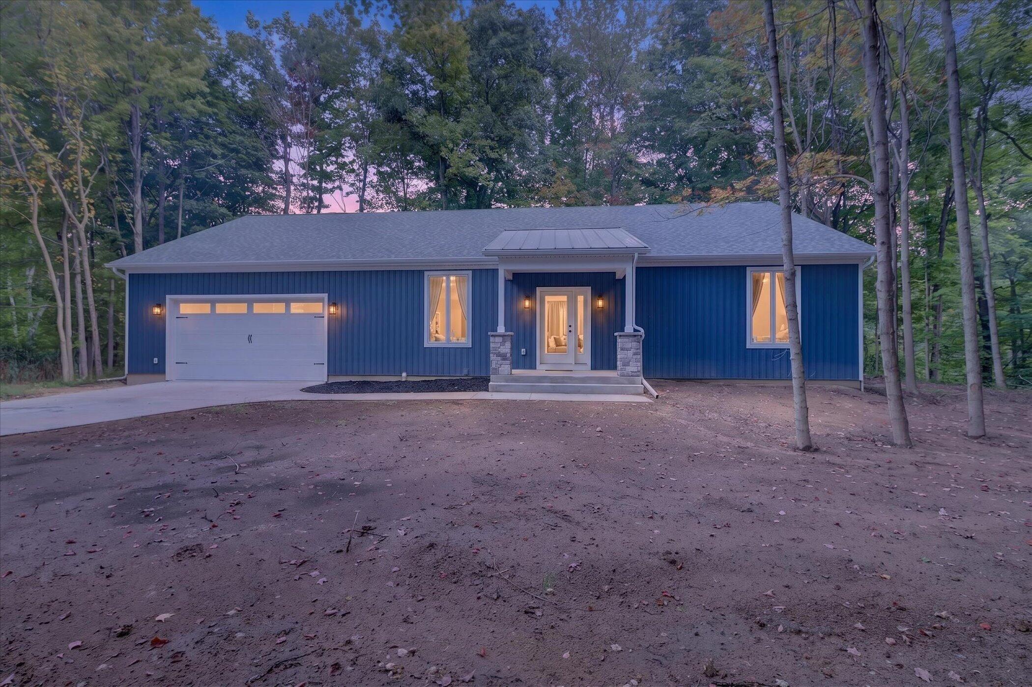 13165 Deer Creek Drive South Haven MI 49090