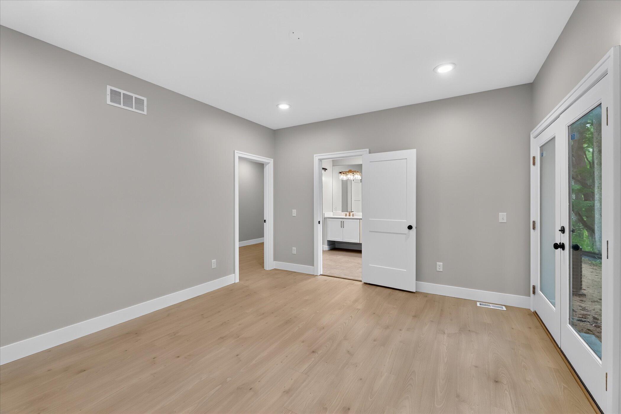 13165 Deer Creek Drive South Haven MI 49090