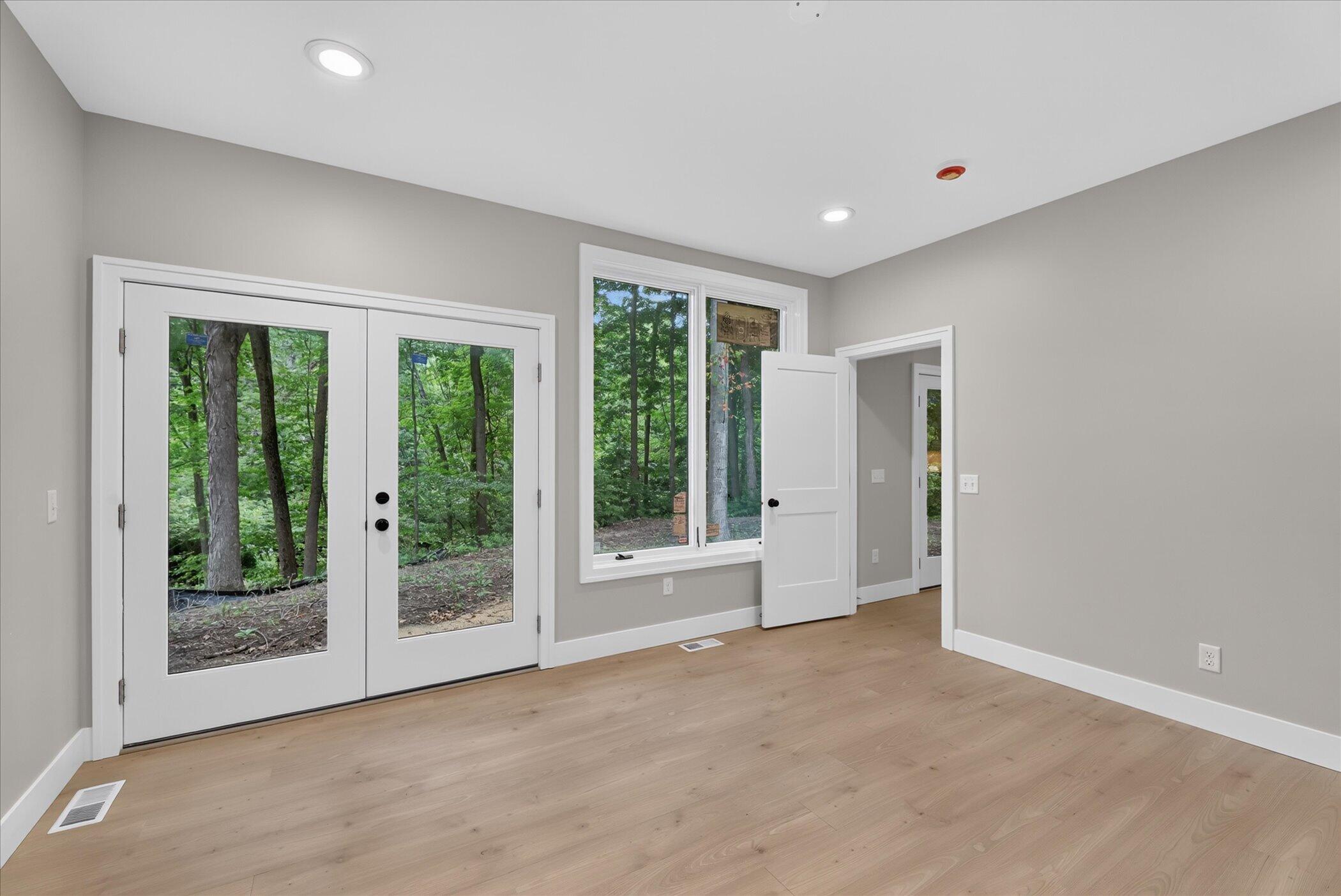 13165 Deer Creek Drive South Haven MI 49090