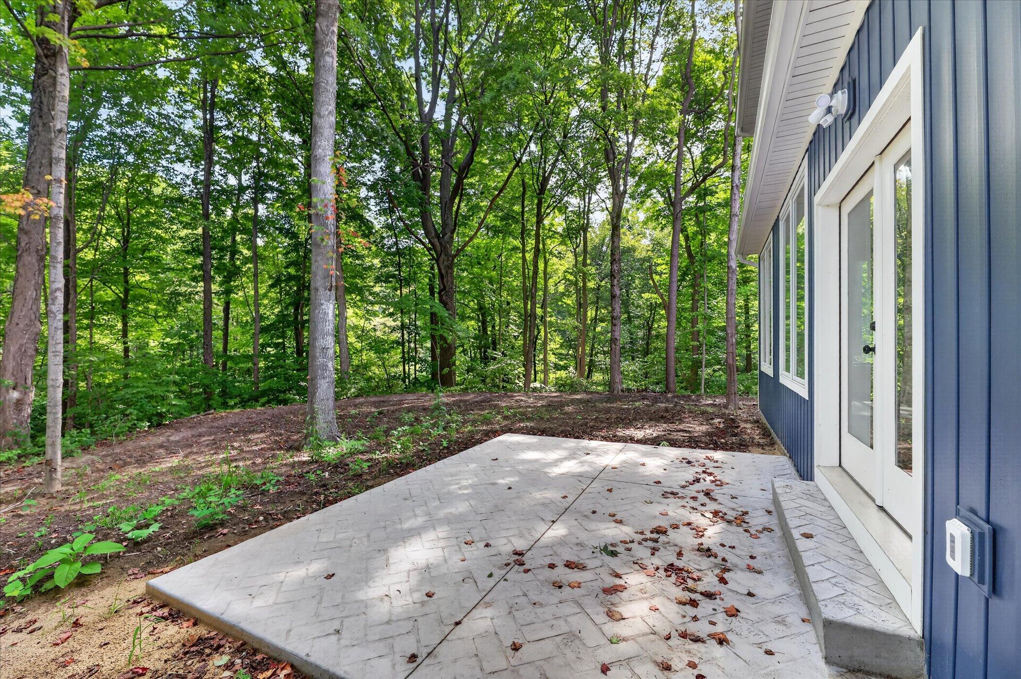 13165 Deer Creek Drive South Haven MI 49090