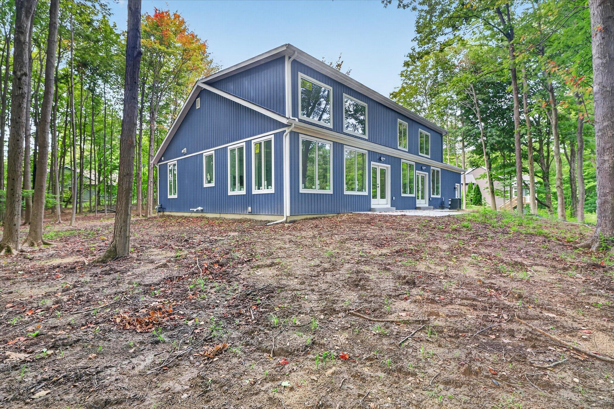 13165 Deer Creek Drive South Haven MI 49090