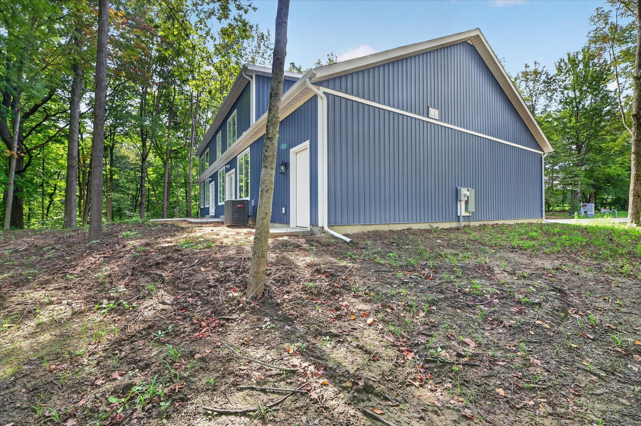 13165 Deer Creek Drive South Haven MI 49090