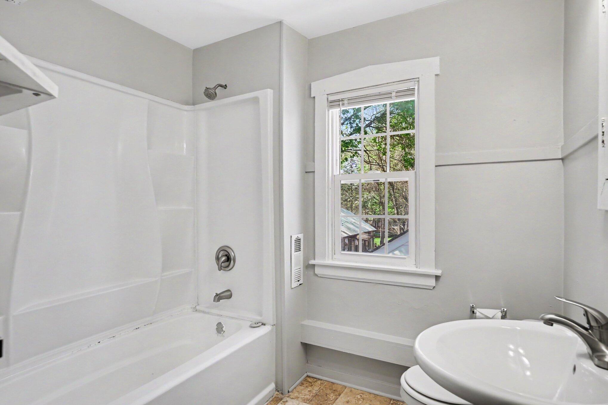 1219 Ball Avenue NE Grand Rapids MI 49505