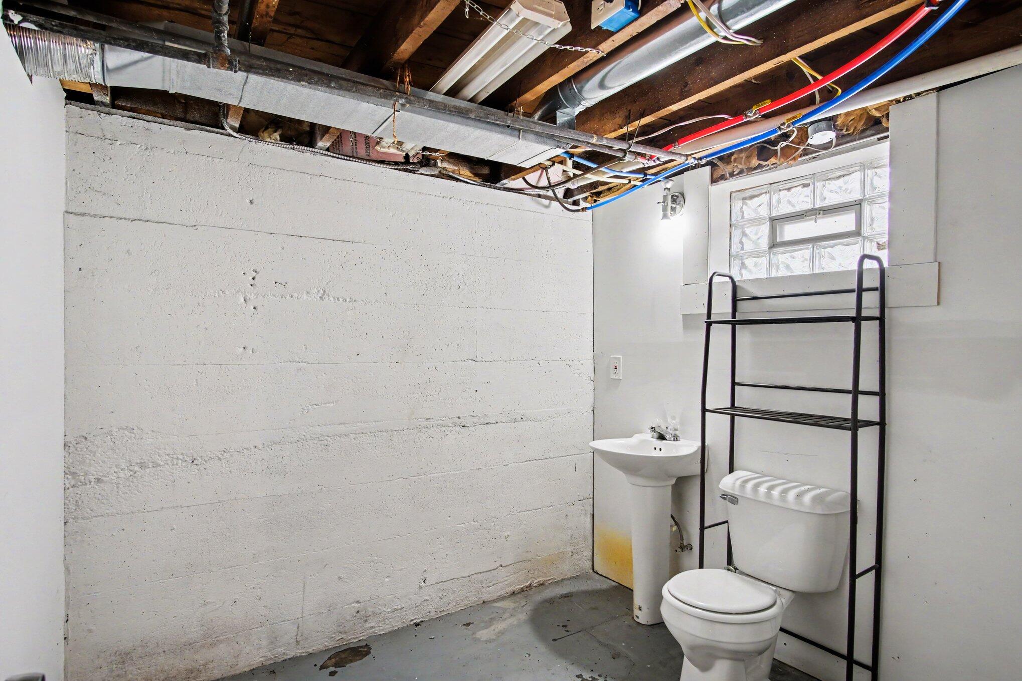 1219 Ball Avenue NE Grand Rapids MI 49505