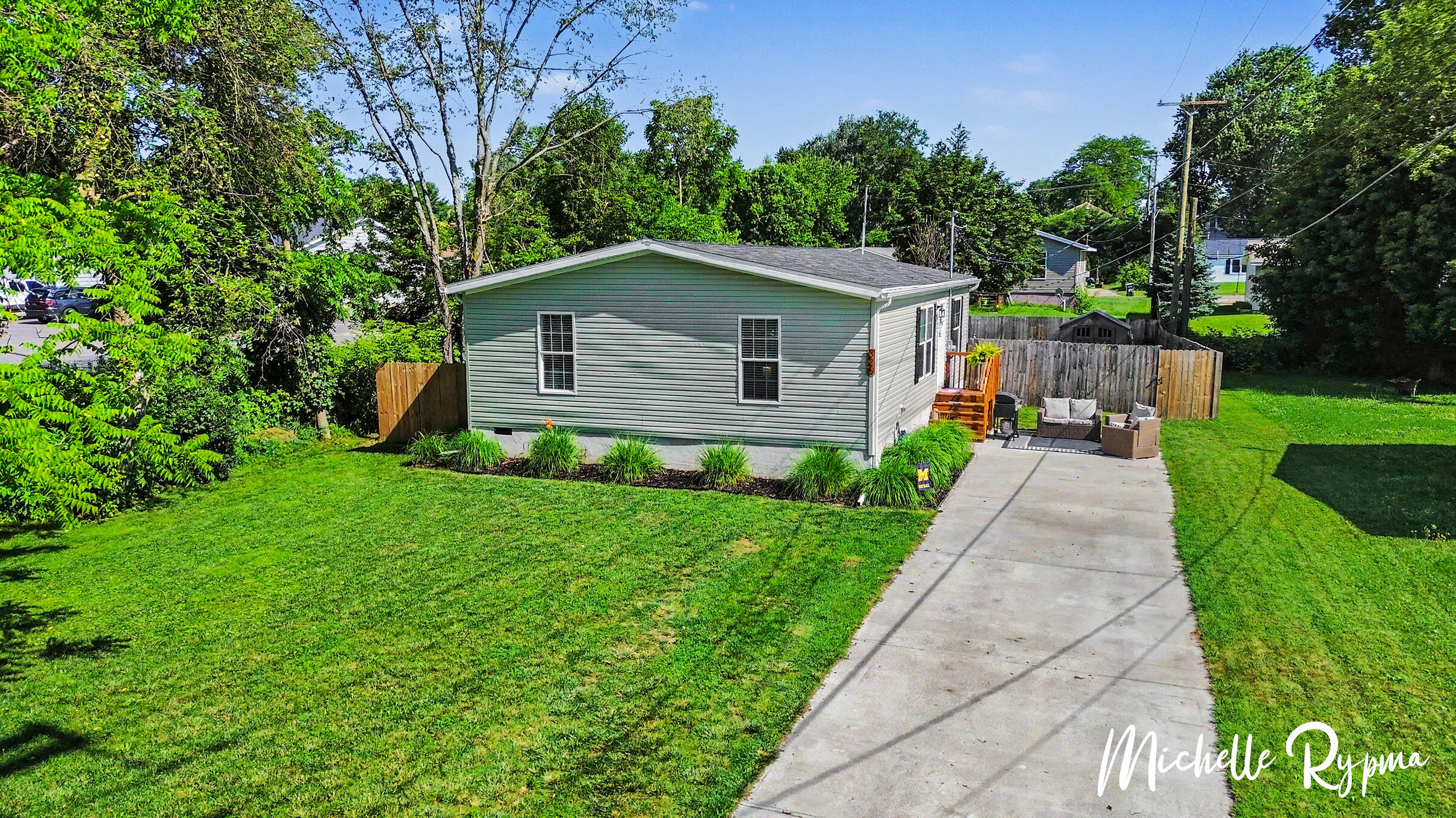 326 Walter Street Fennville MI 49408