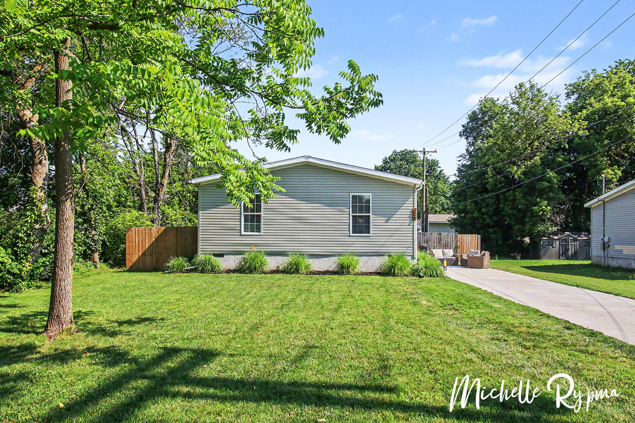 326 Walter Street Fennville MI 49408