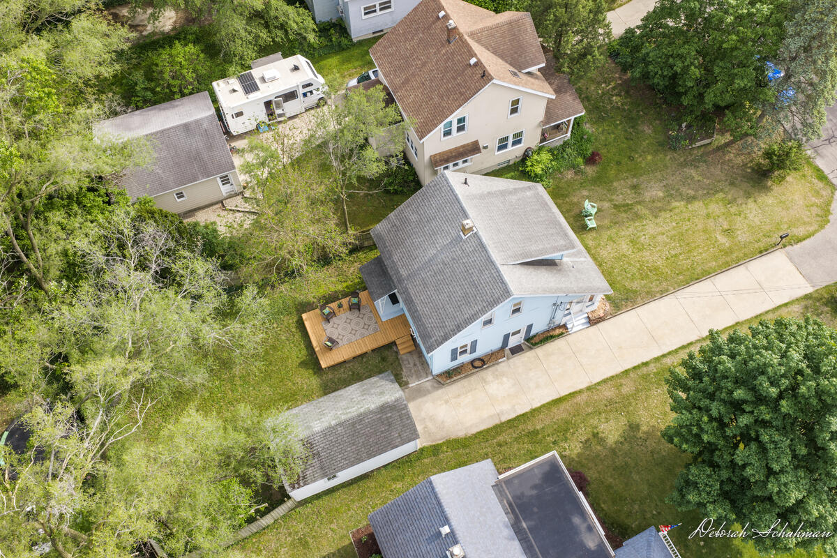 1520 Silver Creek Avenue SE Grand Rapids MI 49507