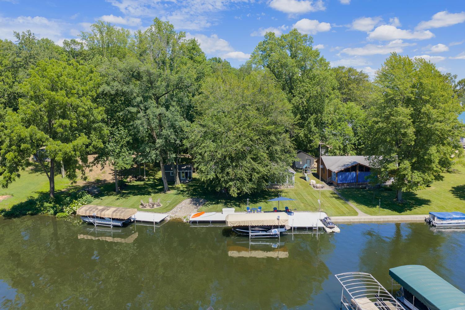 61626 Lagoon Drive Cassopolis MI 49031