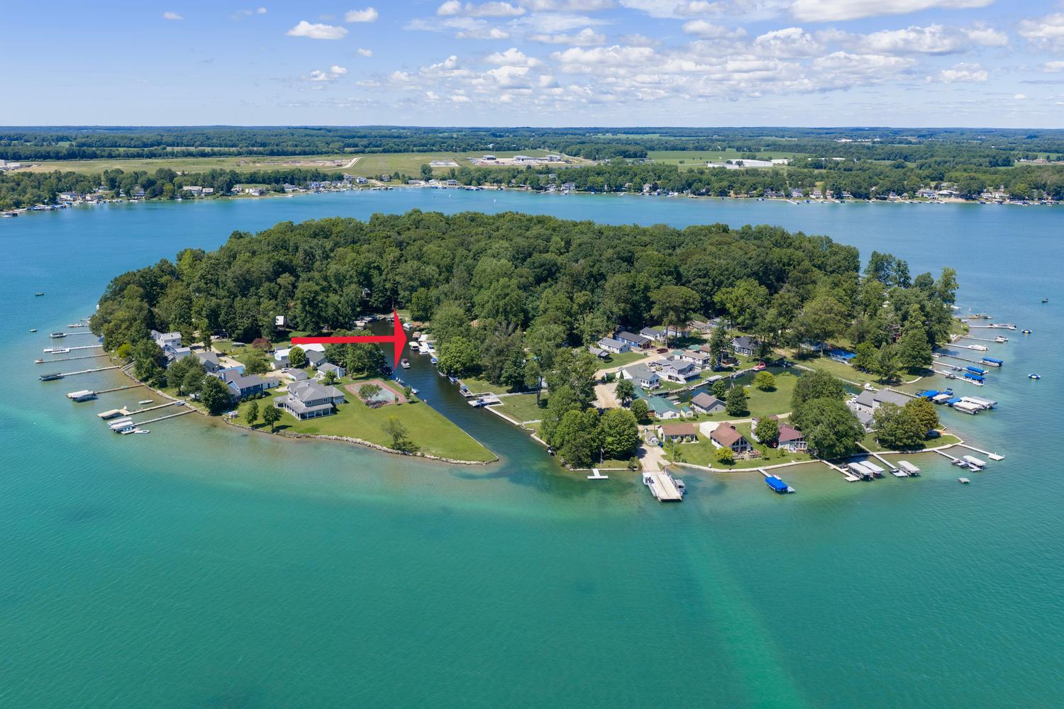 61626 Lagoon Drive Cassopolis MI 49031