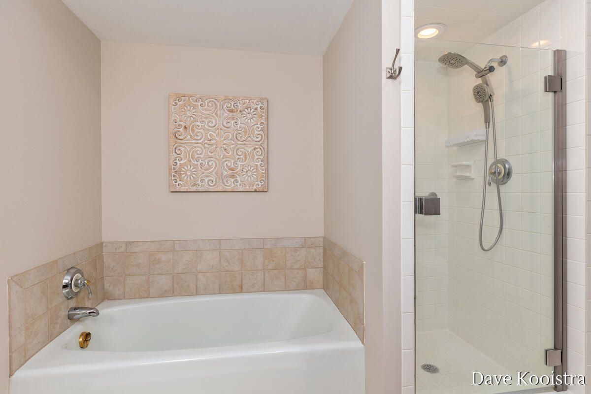 2480 Burton Woods Court SE Grand Rapids MI 49546