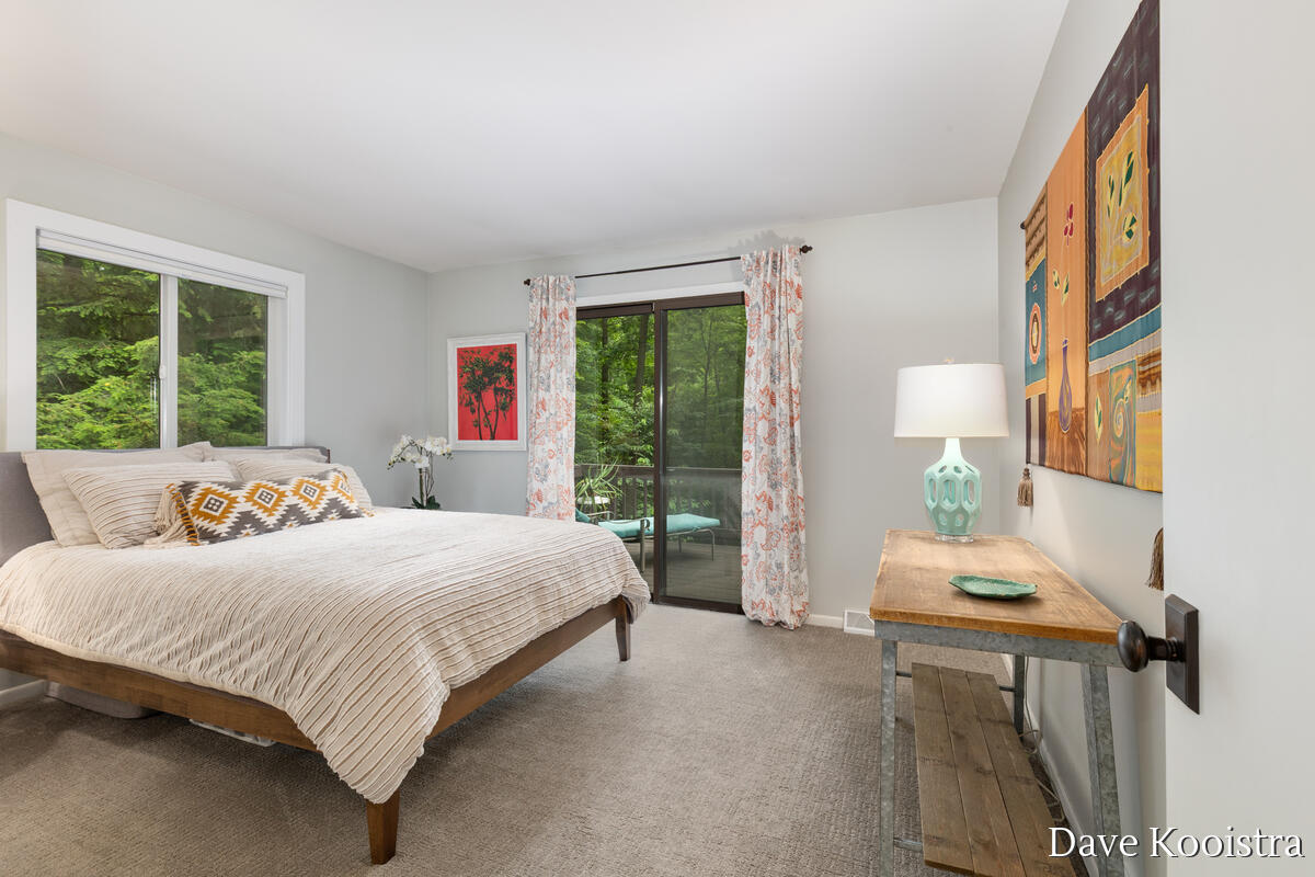2480 Burton Woods Court SE Grand Rapids MI 49546