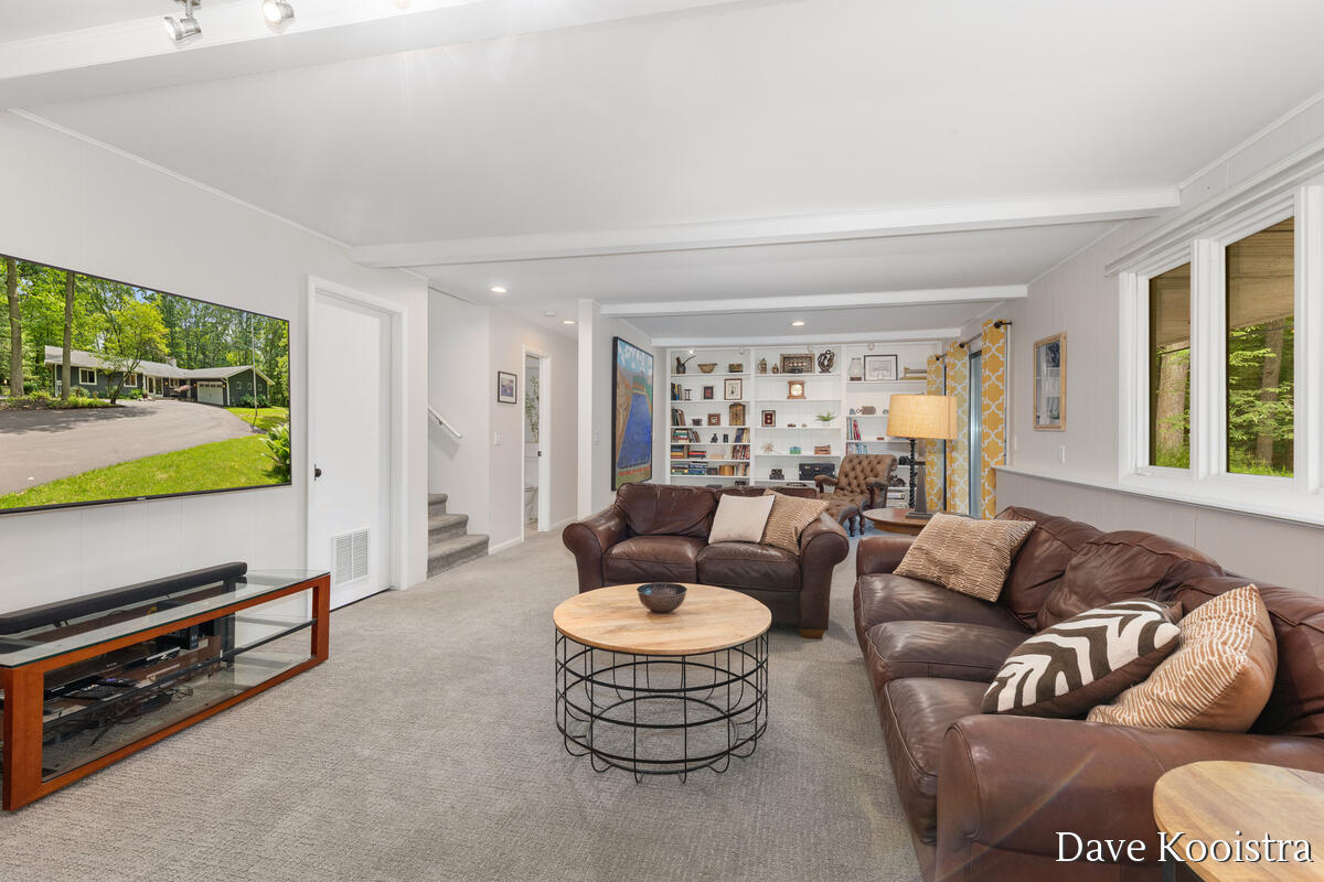 2480 Burton Woods Court SE Grand Rapids MI 49546