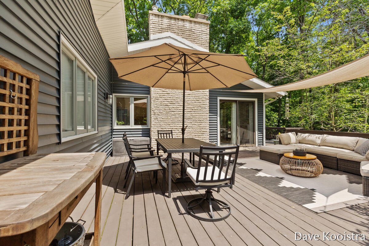2480 Burton Woods Court SE Grand Rapids MI 49546