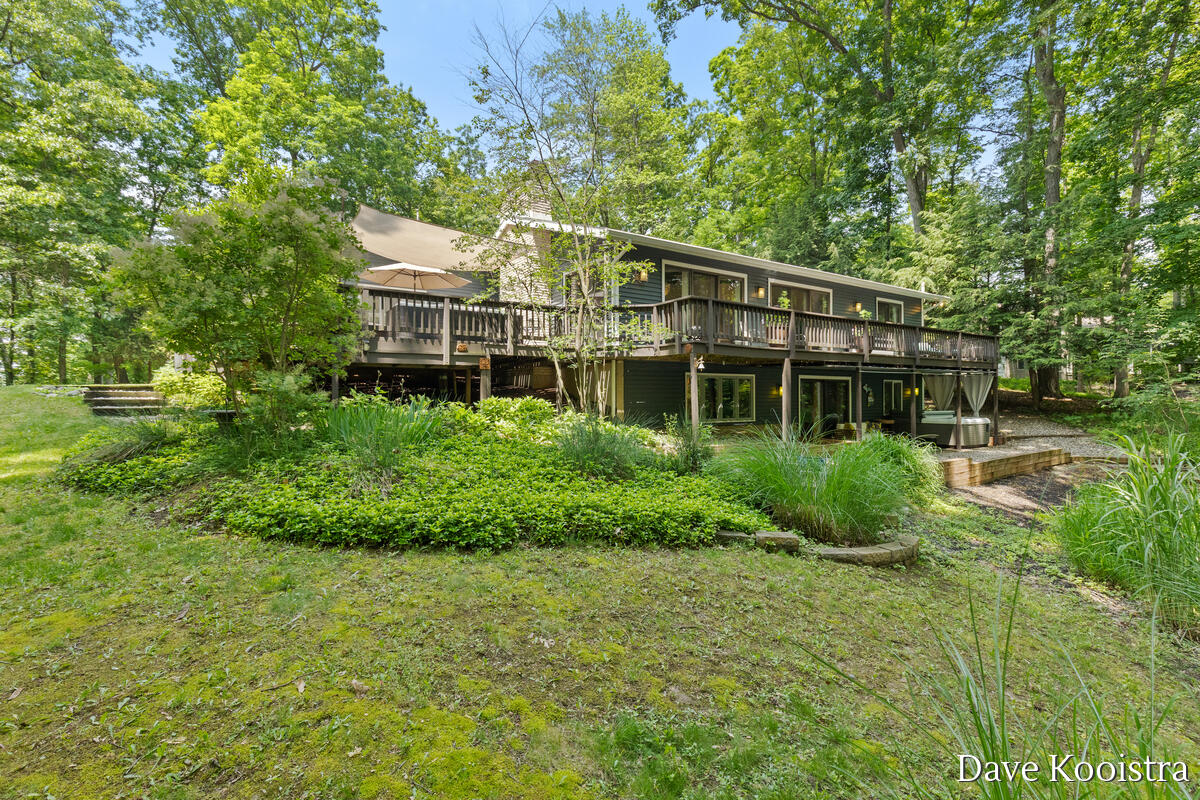 2480 Burton Woods Court SE Grand Rapids MI 49546