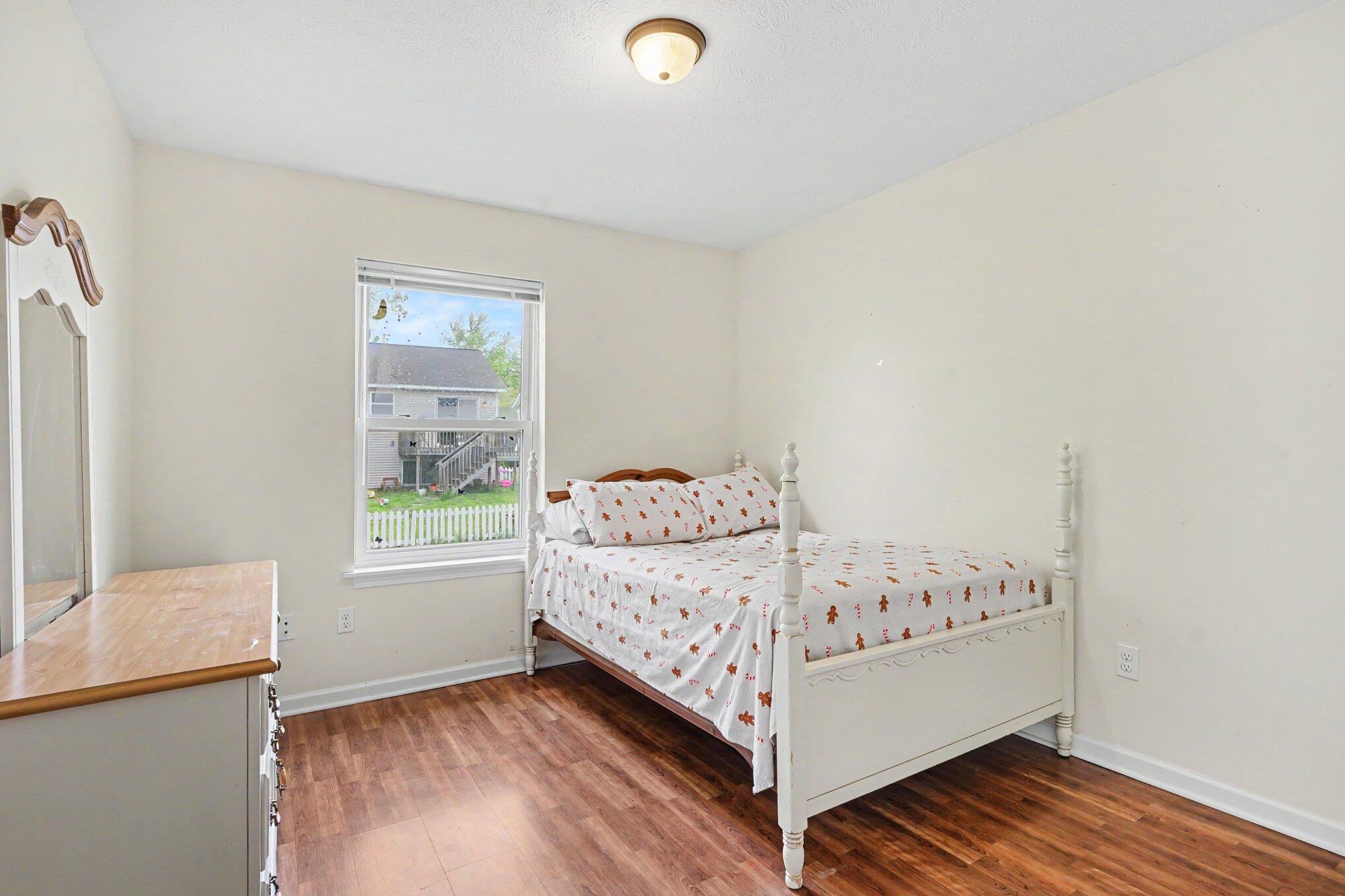 495 W 24th Street Holland MI 49423