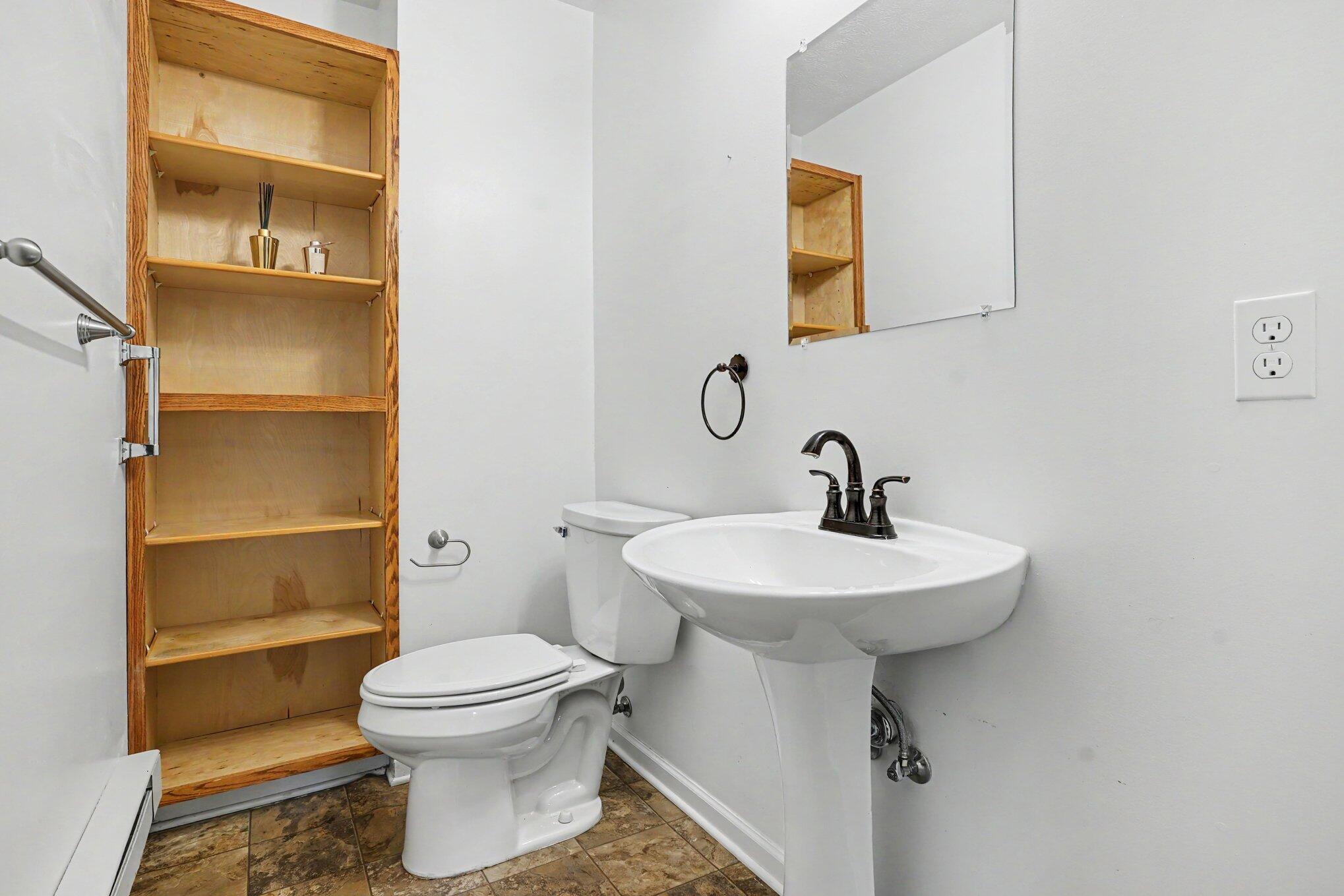 495 W 24th Street Holland MI 49423
