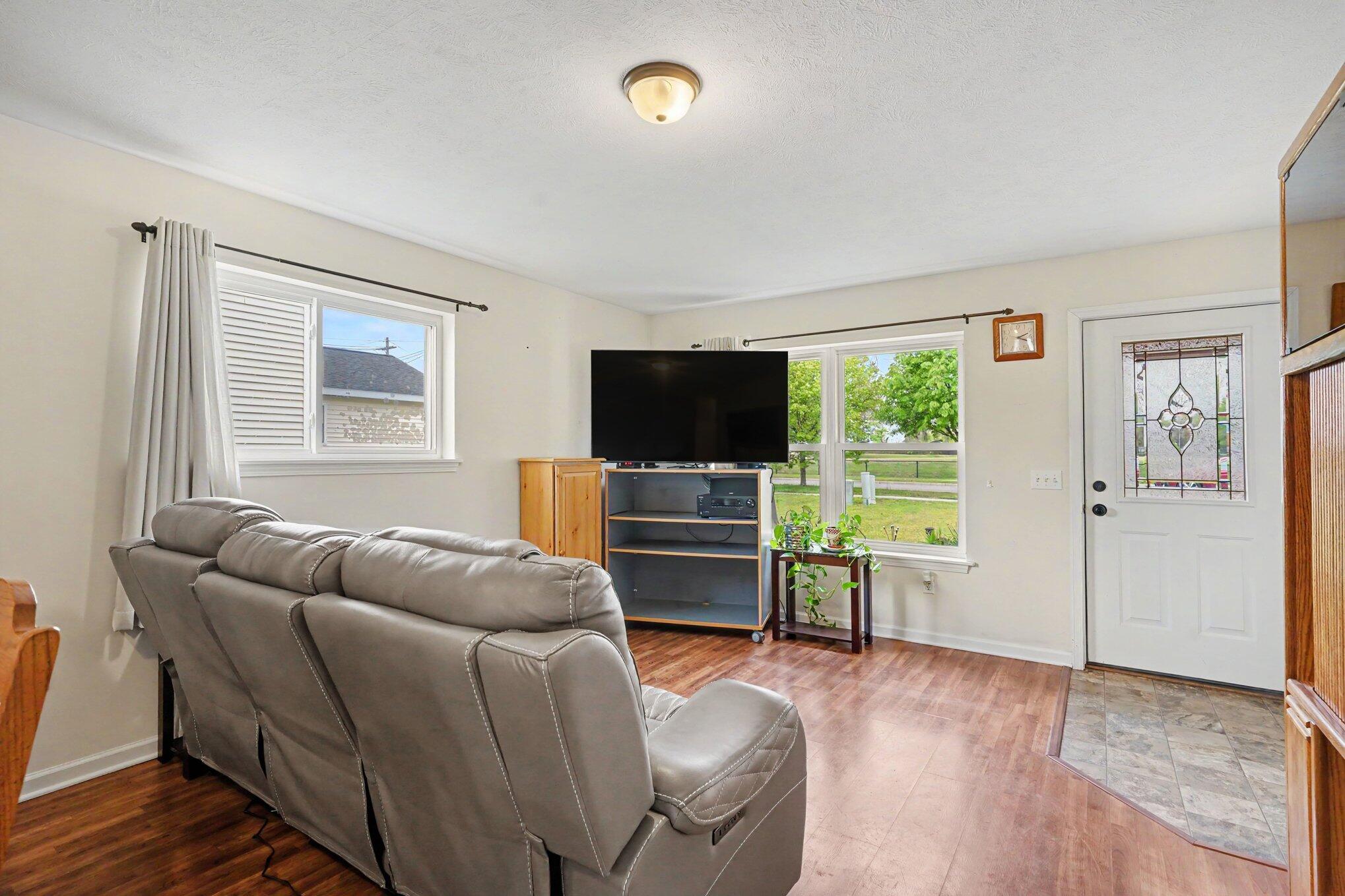 495 W 24th Street Holland MI 49423