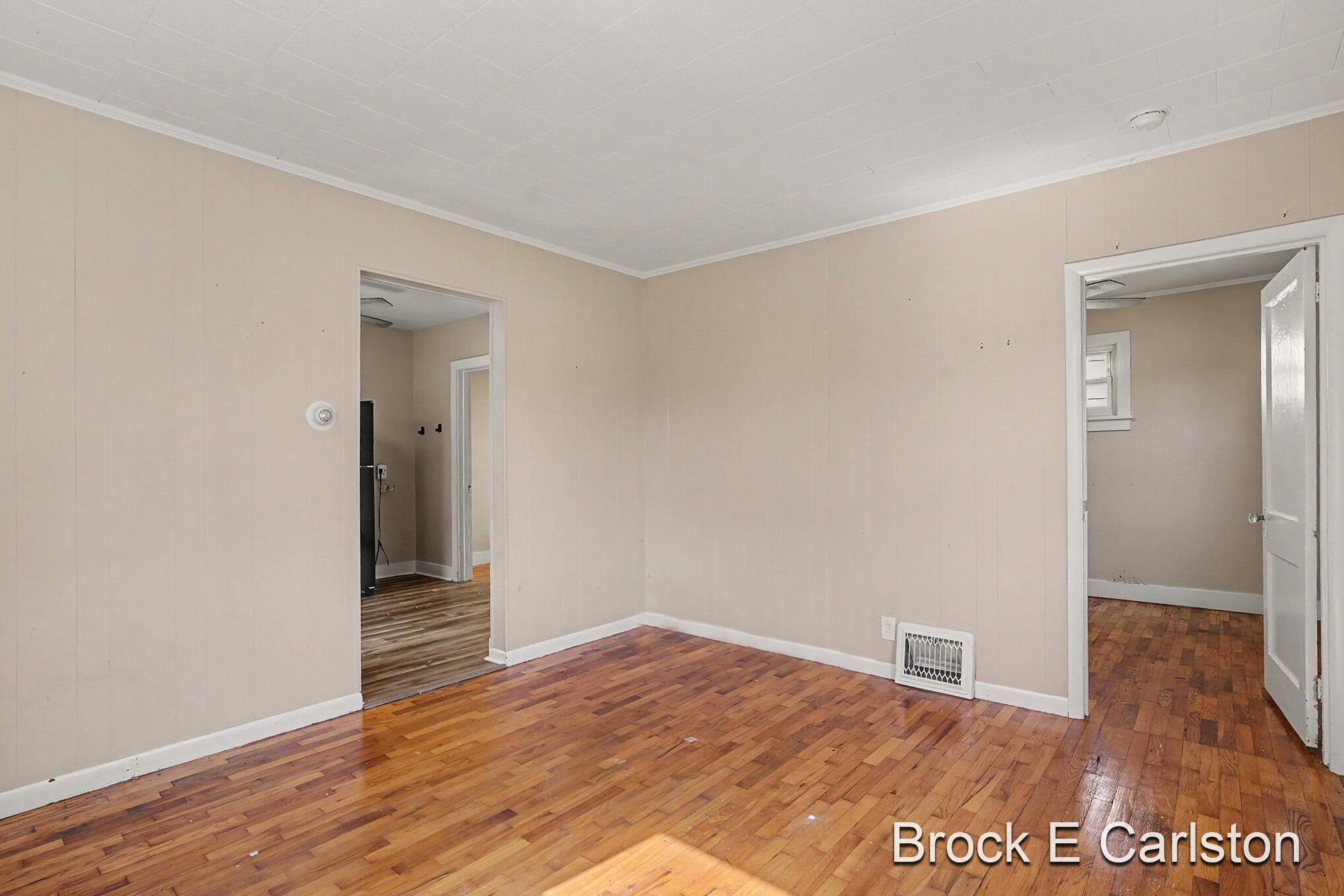2309 Philo Avenue Muskegon MI 49441