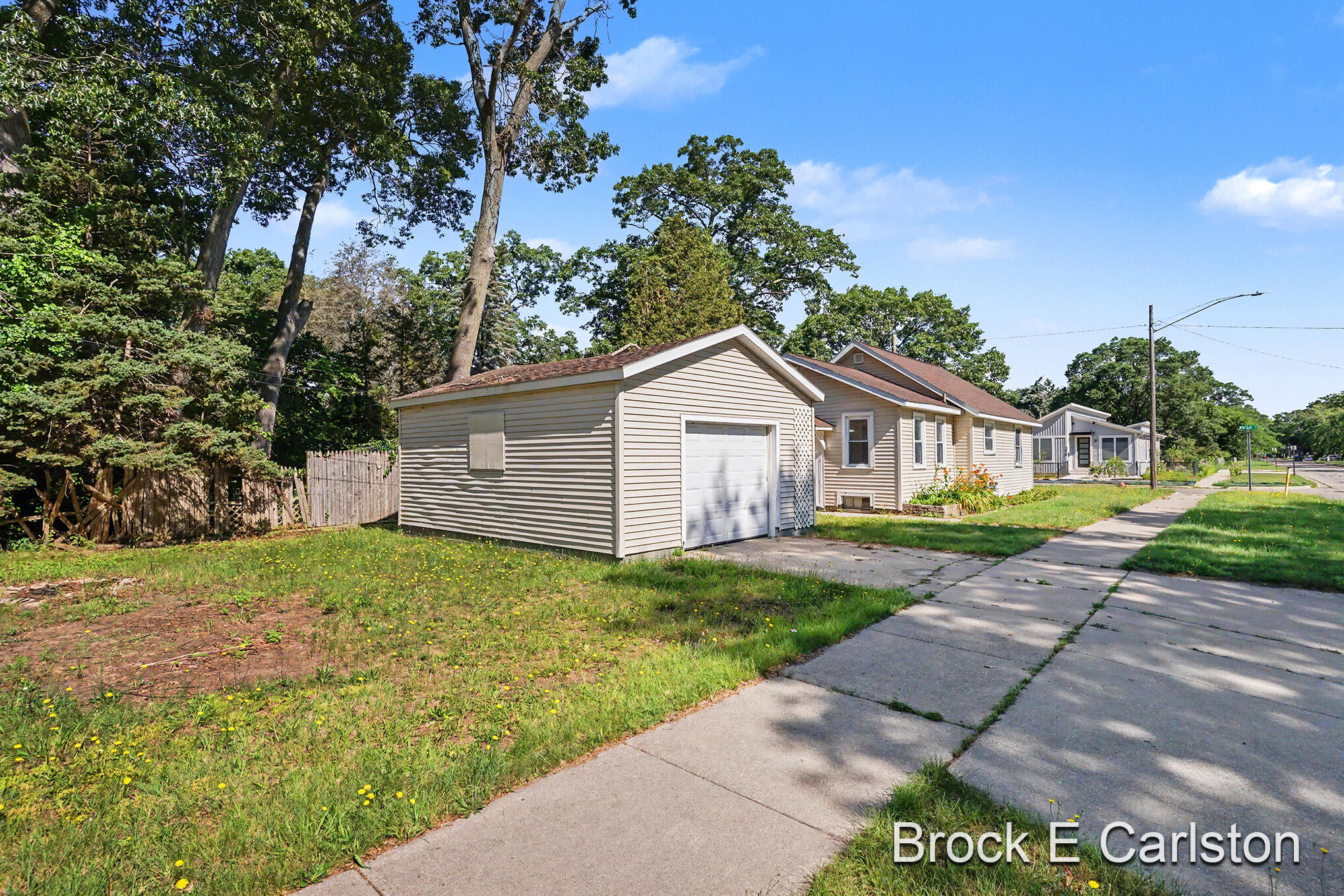 2309 Philo Avenue Muskegon MI 49441