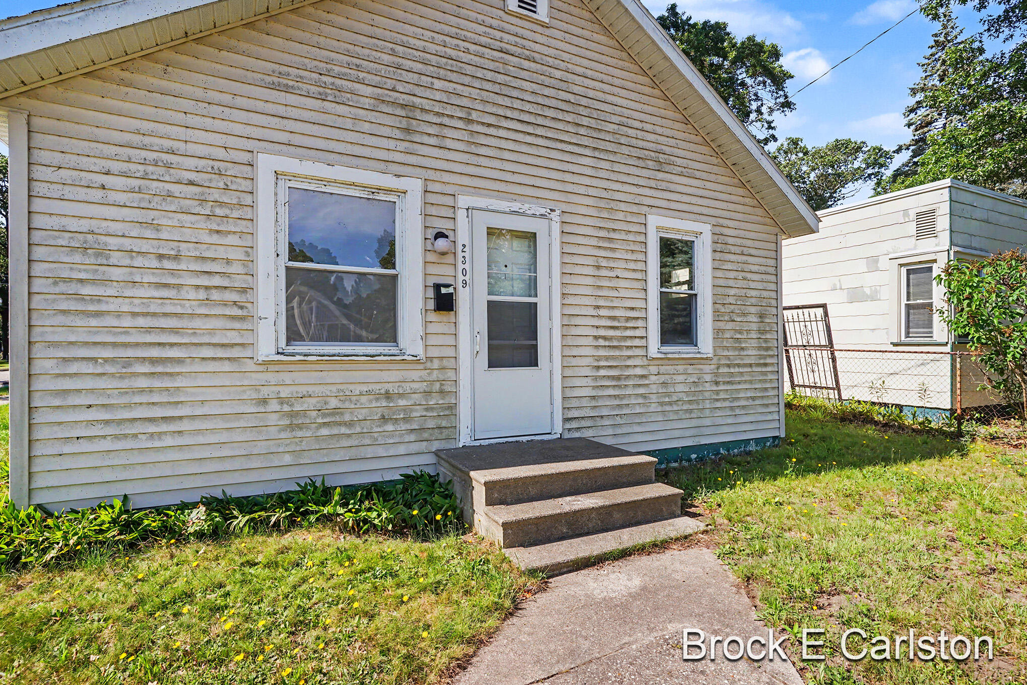 2309 Philo Avenue Muskegon MI 49441