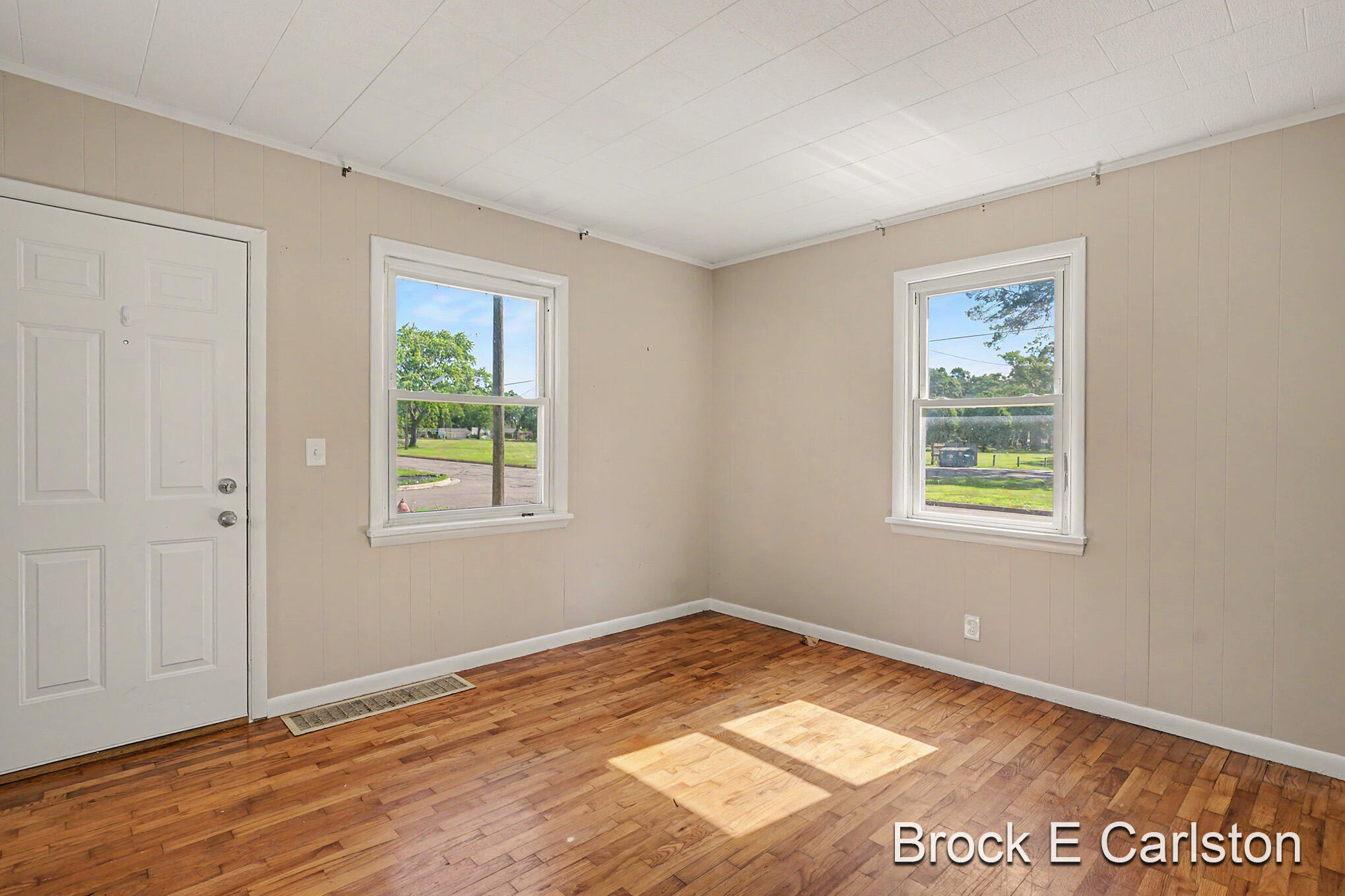 2309 Philo Avenue Muskegon MI 49441