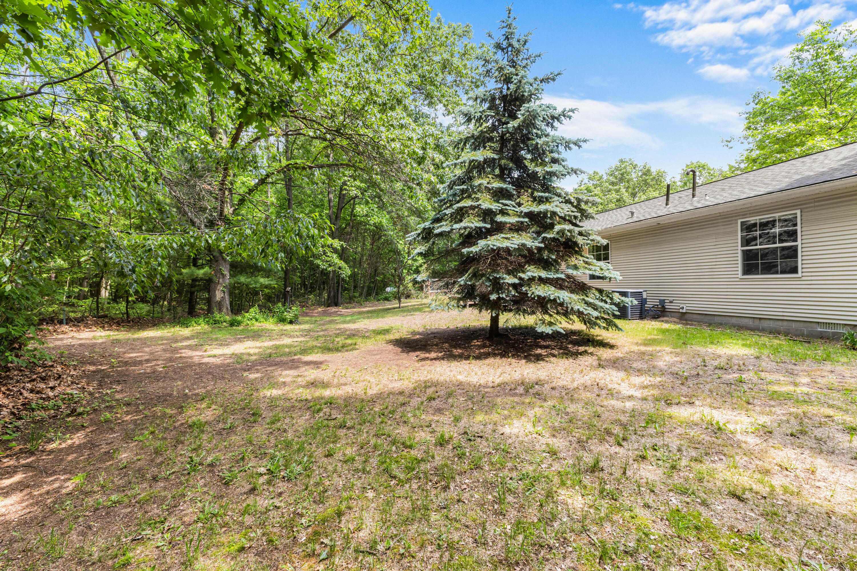 13726 Jennifer Road Grand Haven MI 49417