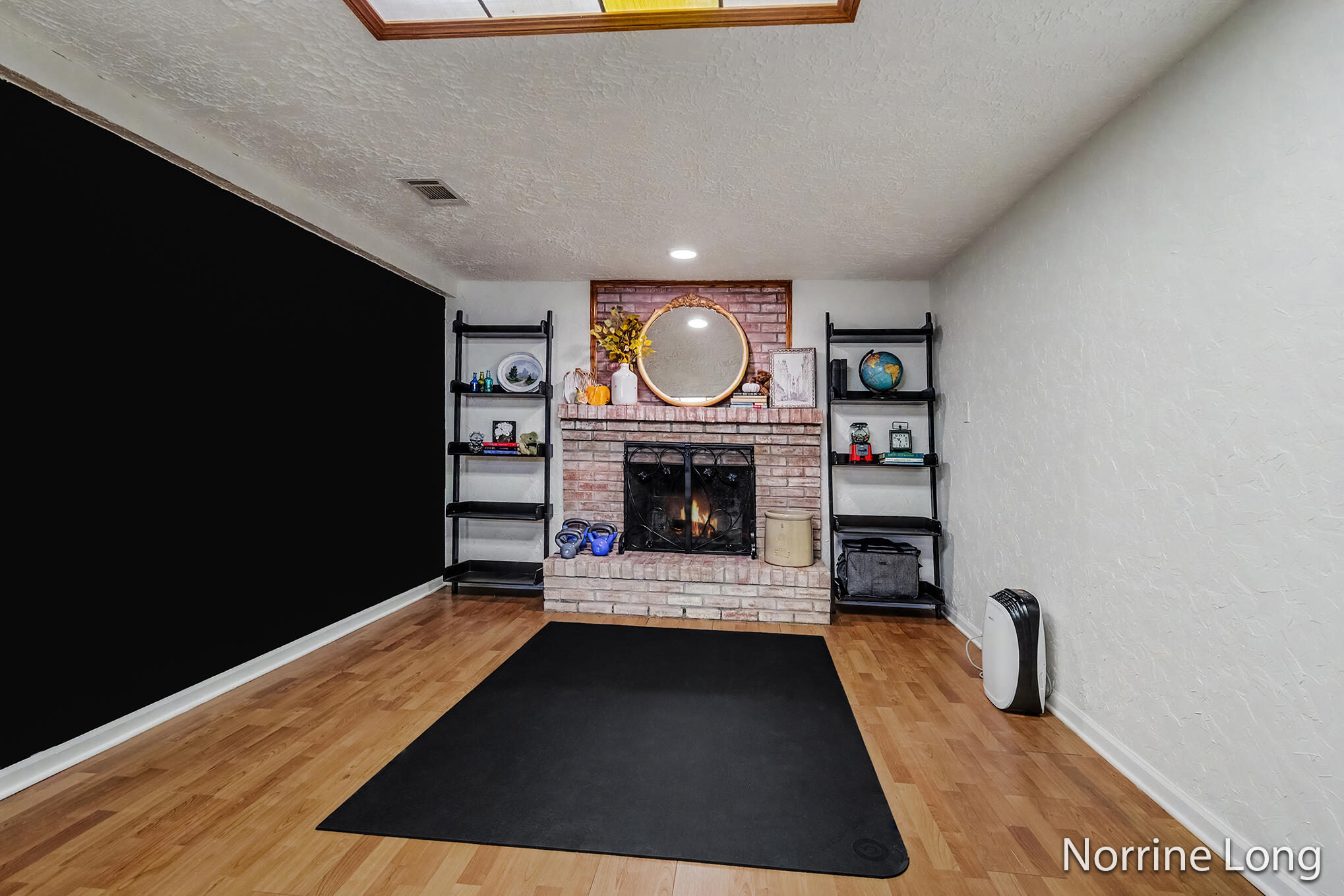 1863 Eastbrook Street SE Grand Rapids MI 49508