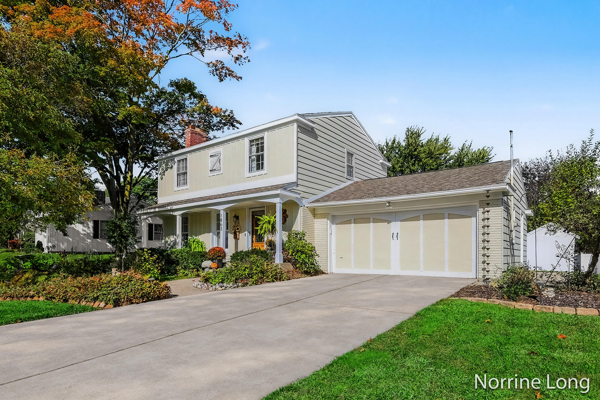 1863 Eastbrook Street SE Grand Rapids MI 49508