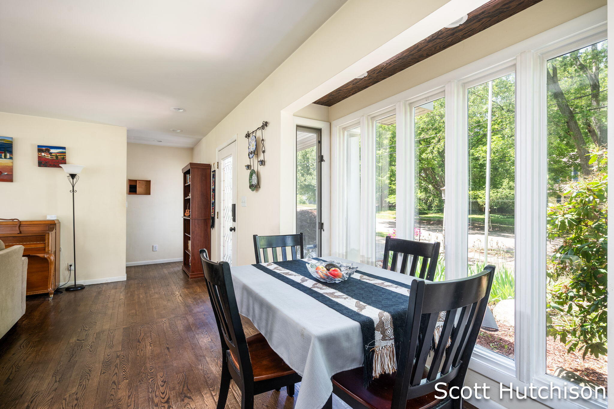 4316 Kennilworth Drive SE Grand Rapids MI 49546
