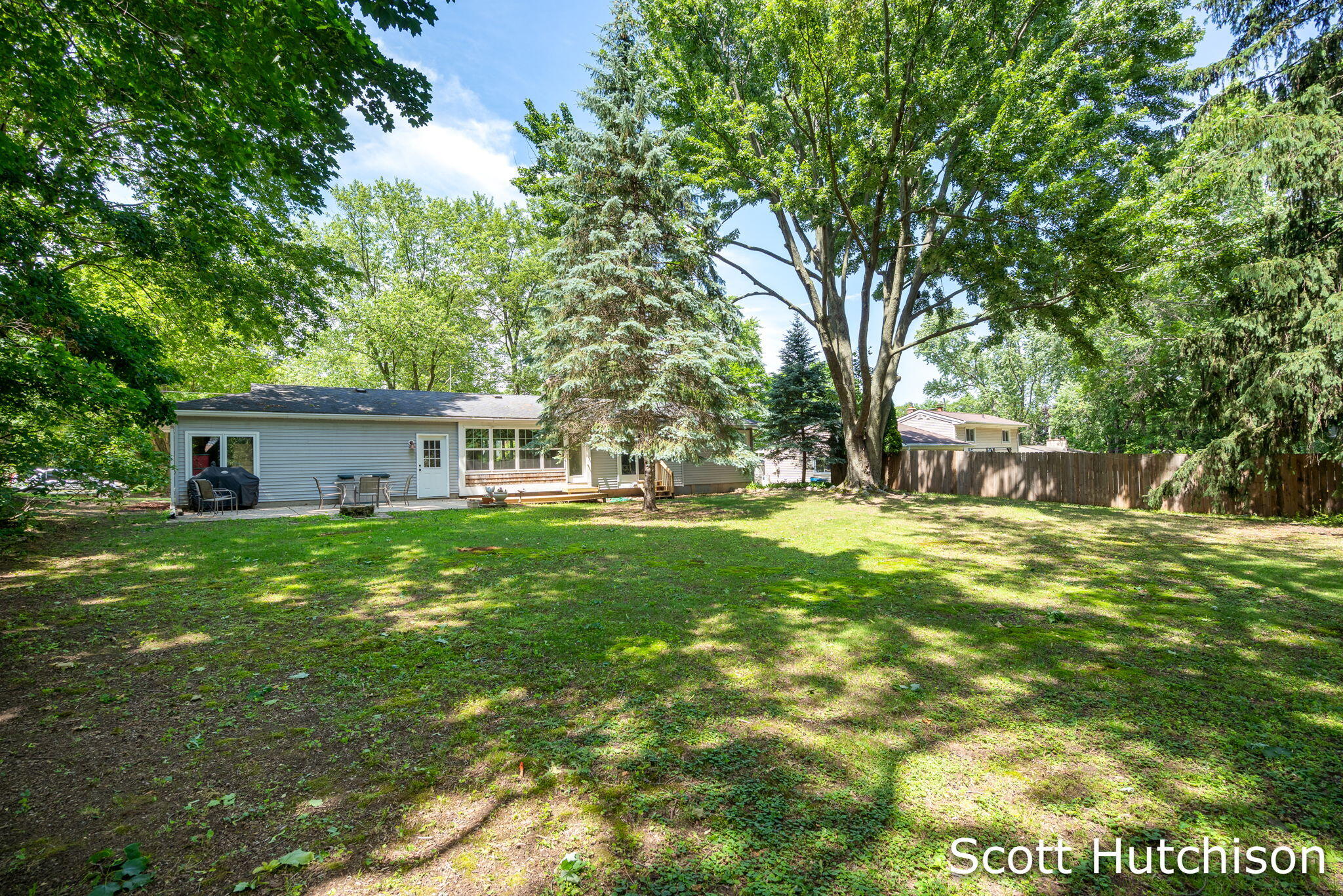 4316 Kennilworth Drive SE Grand Rapids MI 49546