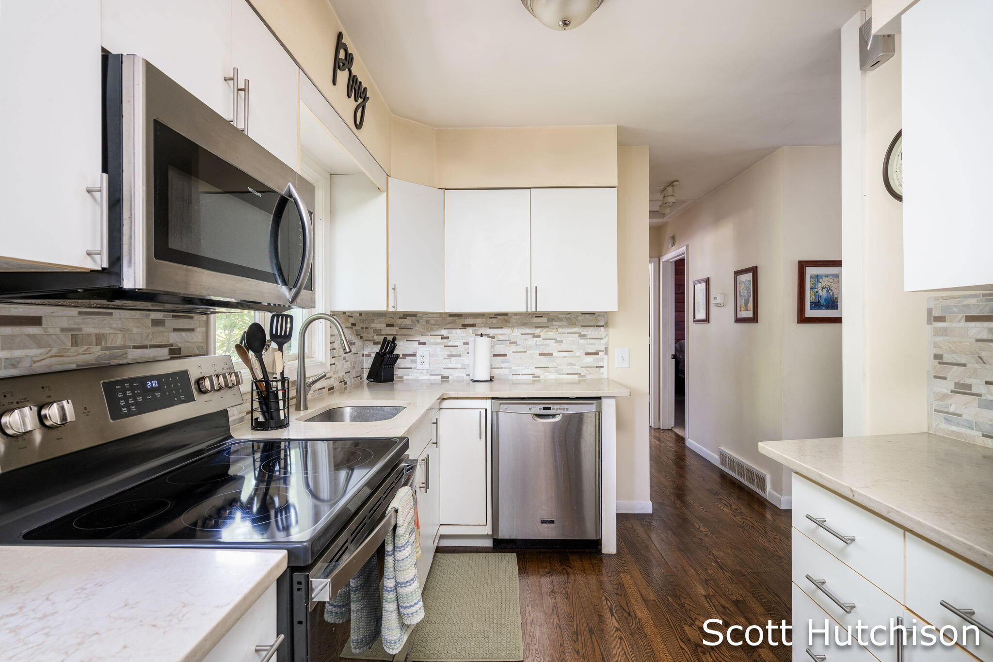 4316 Kennilworth Drive SE Grand Rapids MI 49546