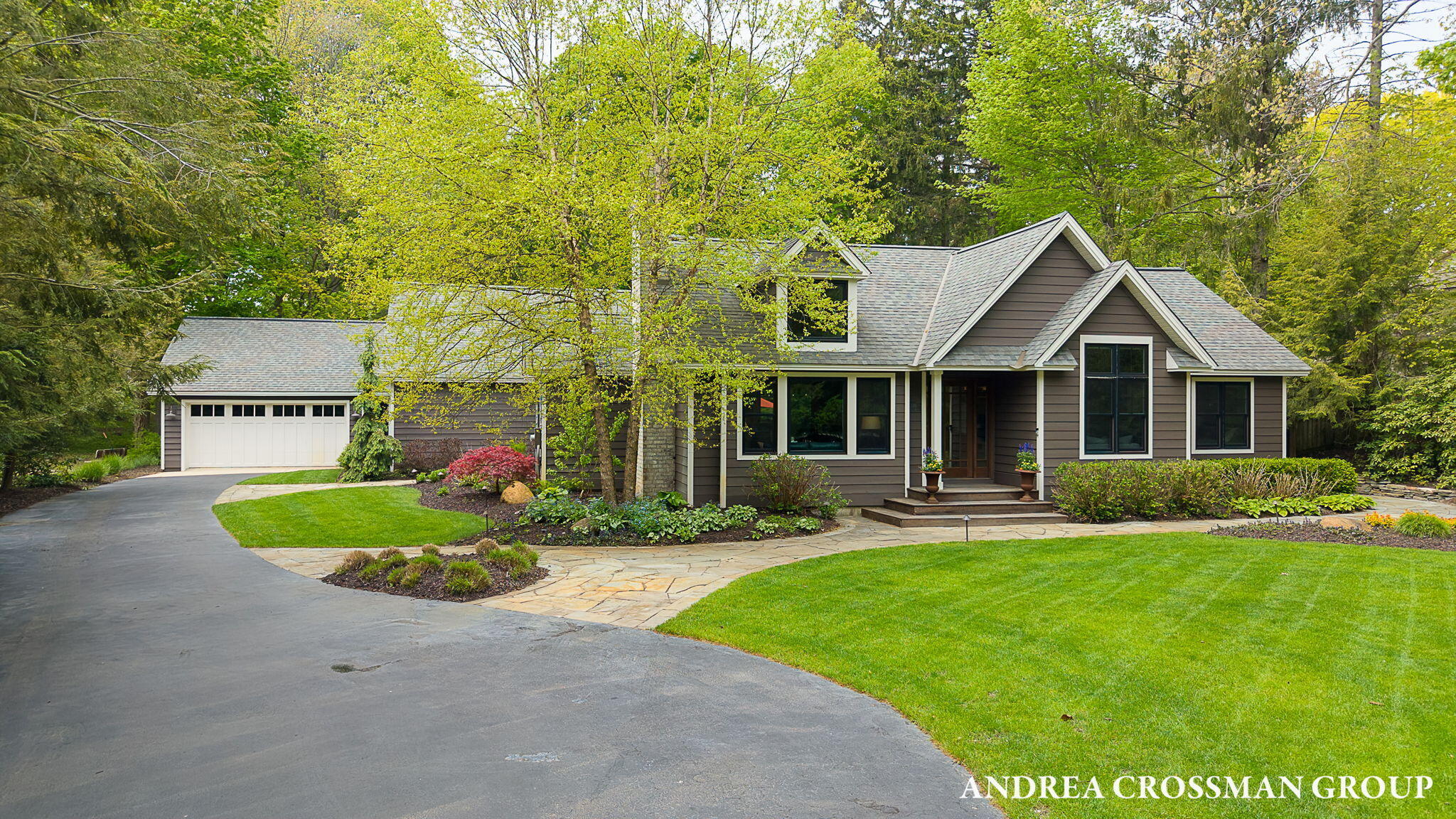 2338 Lakeshore Drive Fennville MI 49408