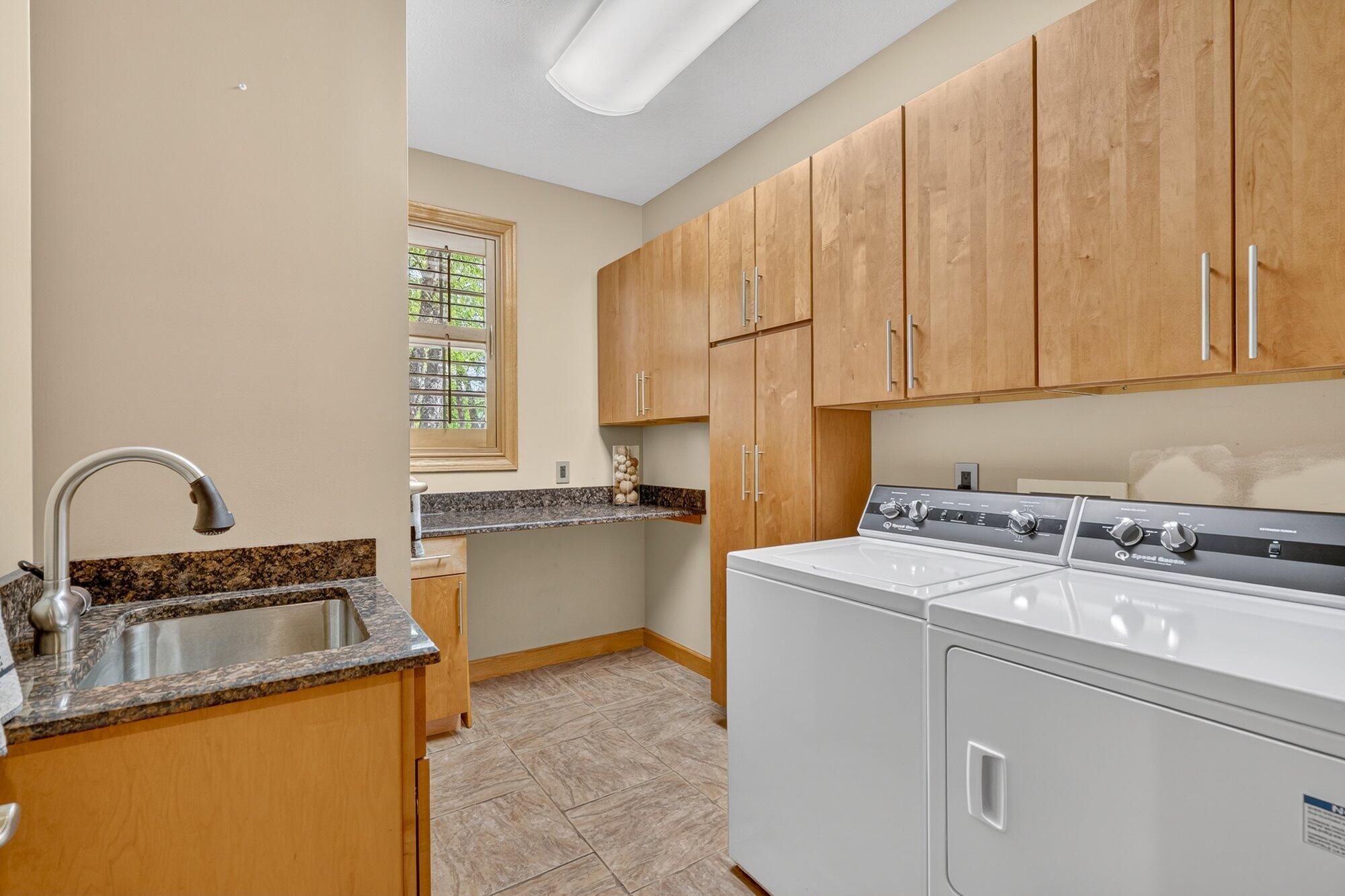 5630 Farallon Drive Kalamazoo MI 49009