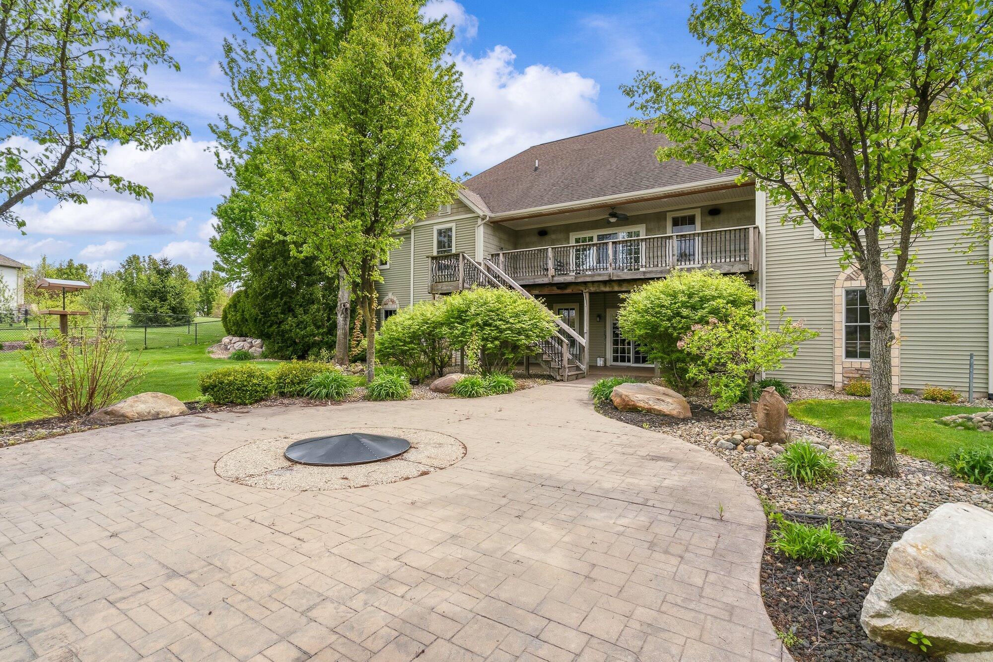 5630 Farallon Drive Kalamazoo MI 49009