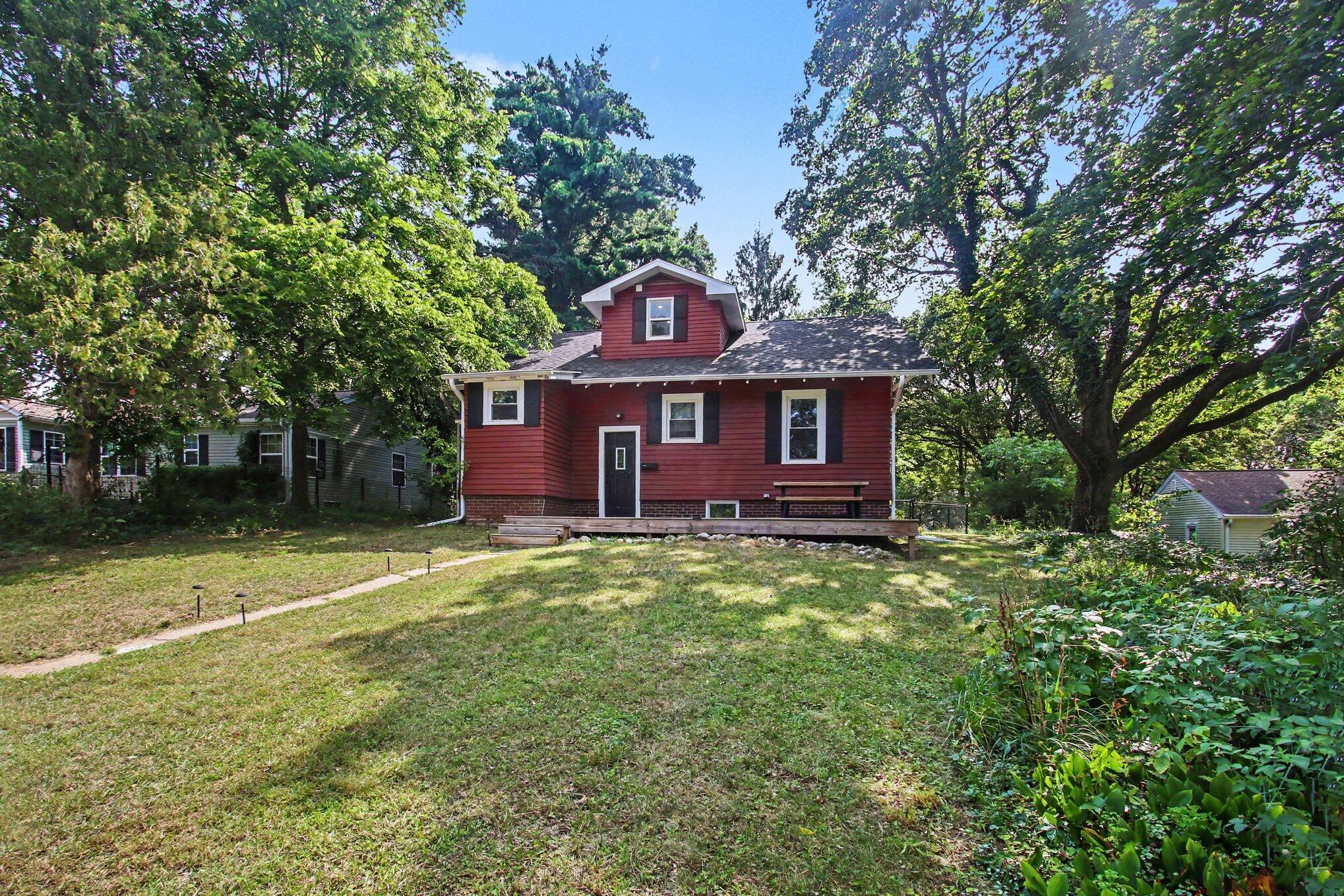 1217 Pinehurst Boulevard Kalamazoo MI 49006