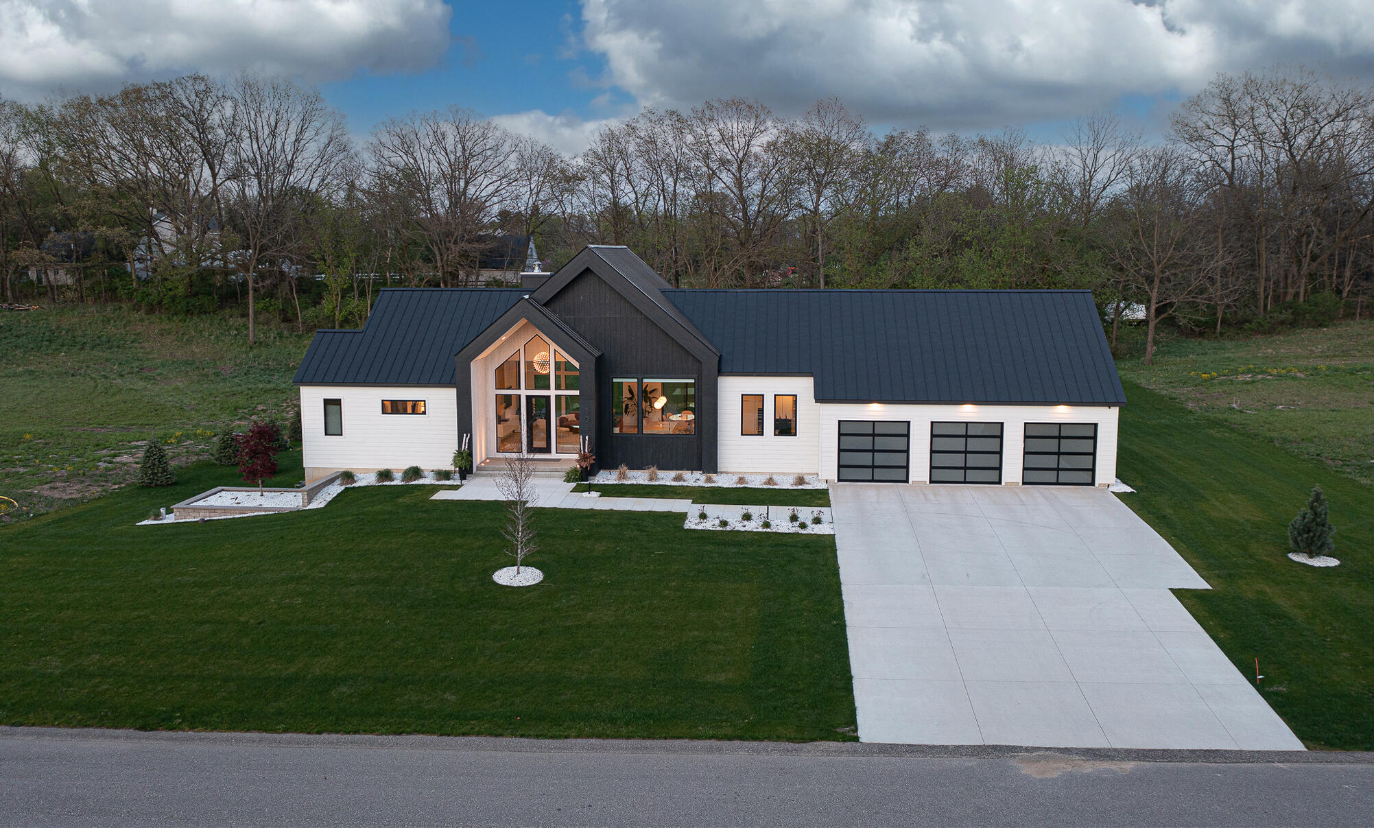 5044 Hickory Pointe Woods SE Ada MI 49301