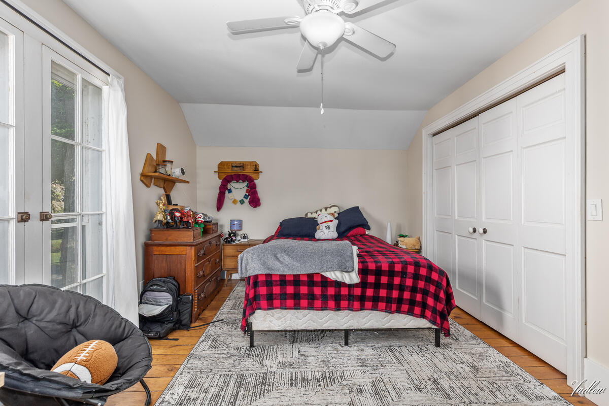 34 S Spring Street Douglas MI 49406