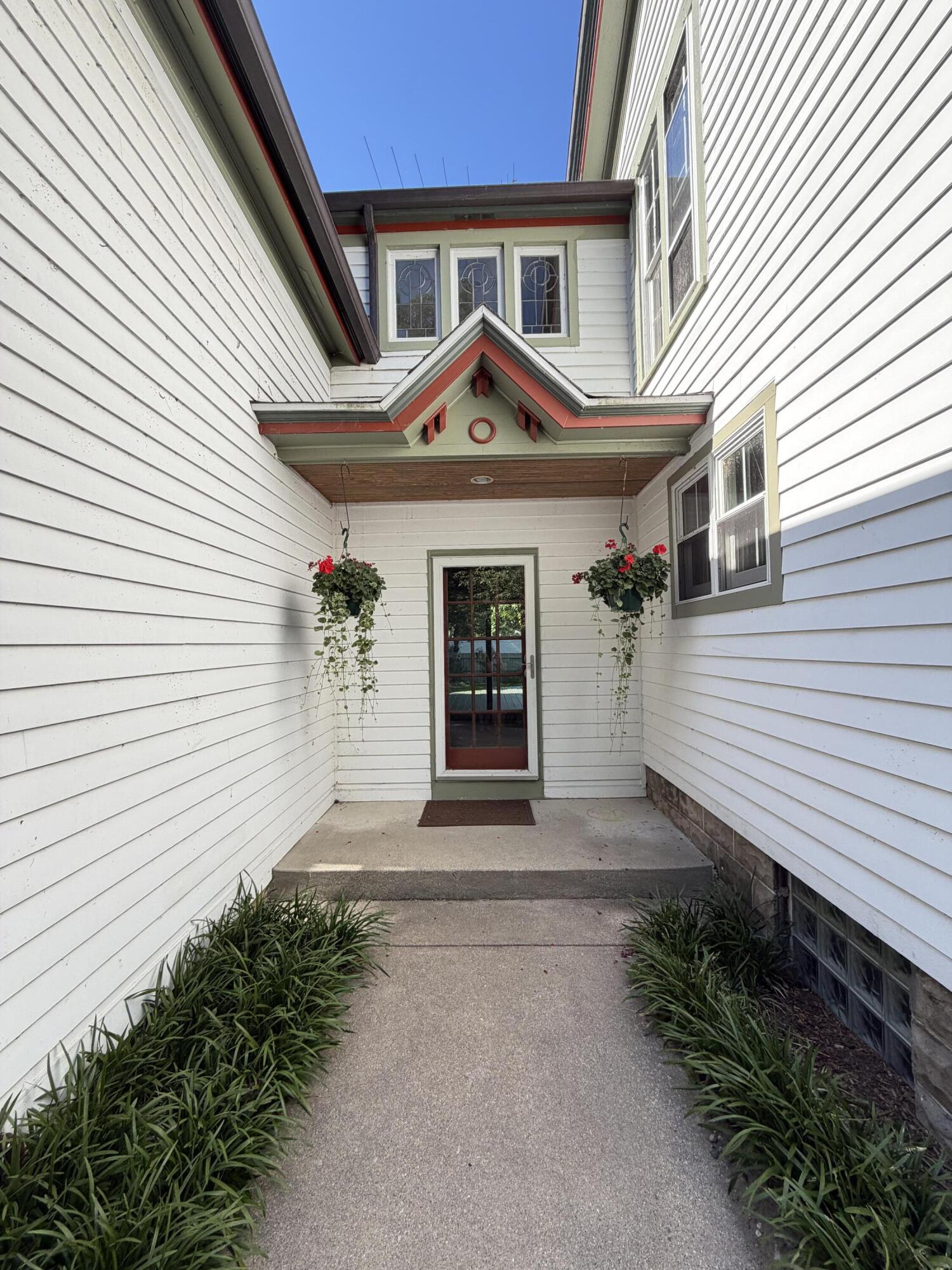 34 S Spring Street Douglas MI 49406