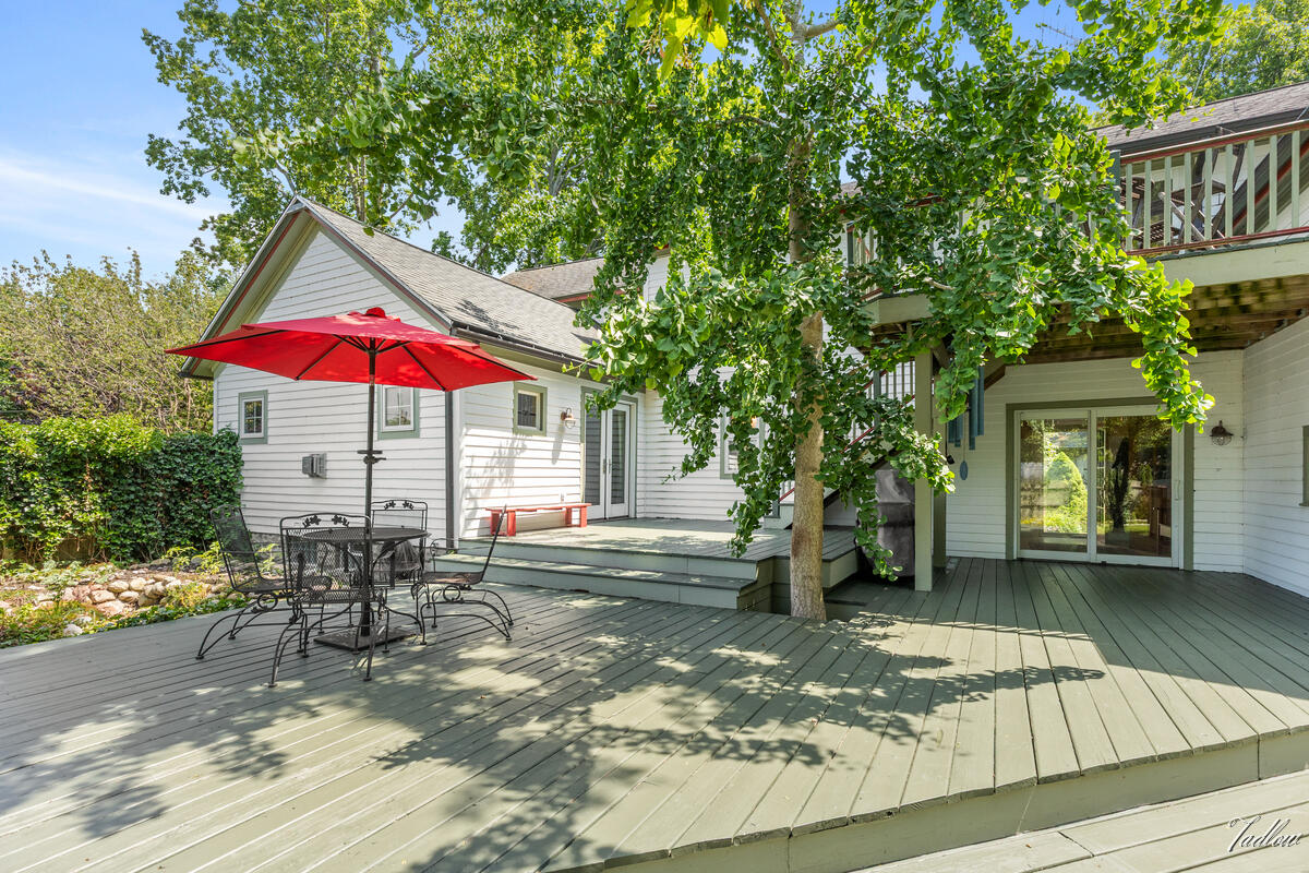 34 S Spring Street Douglas MI 49406