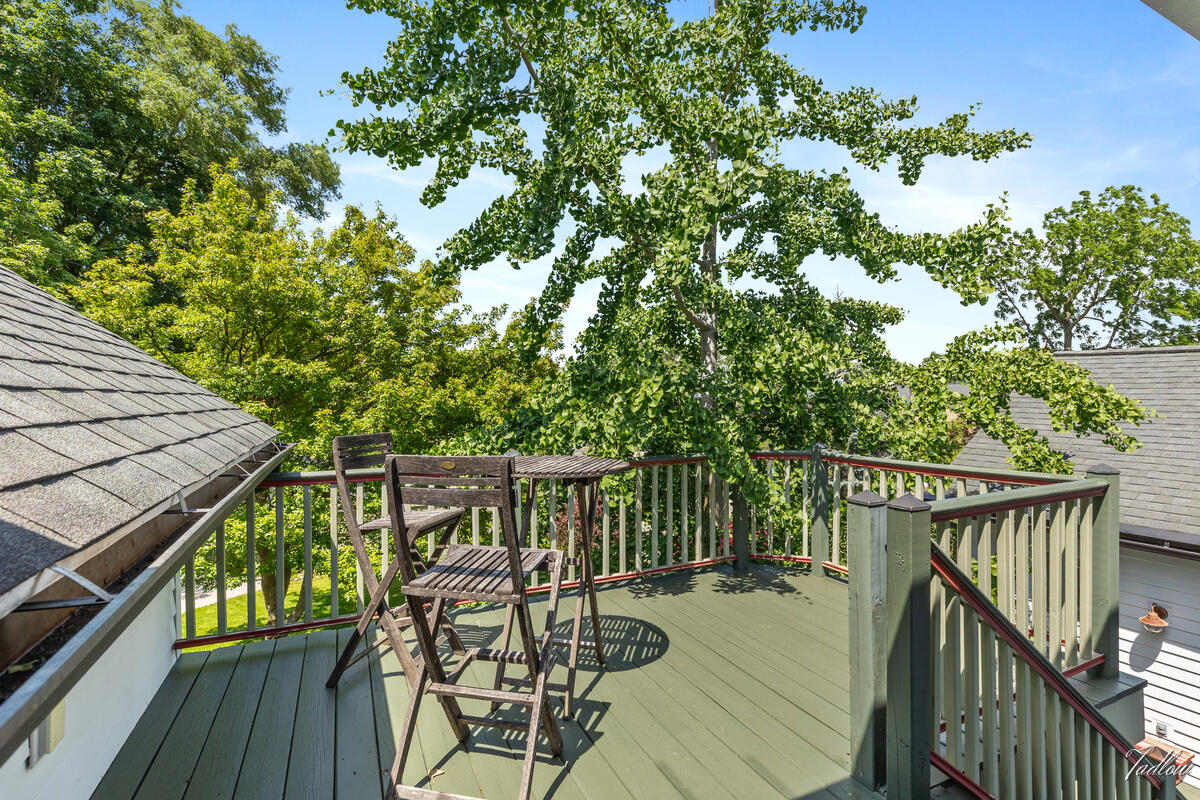 34 S Spring Street Douglas MI 49406