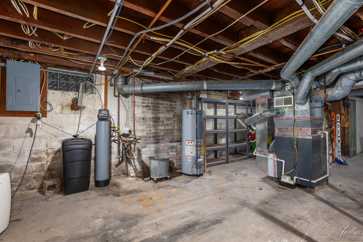 34 S Spring Street Douglas MI 49406