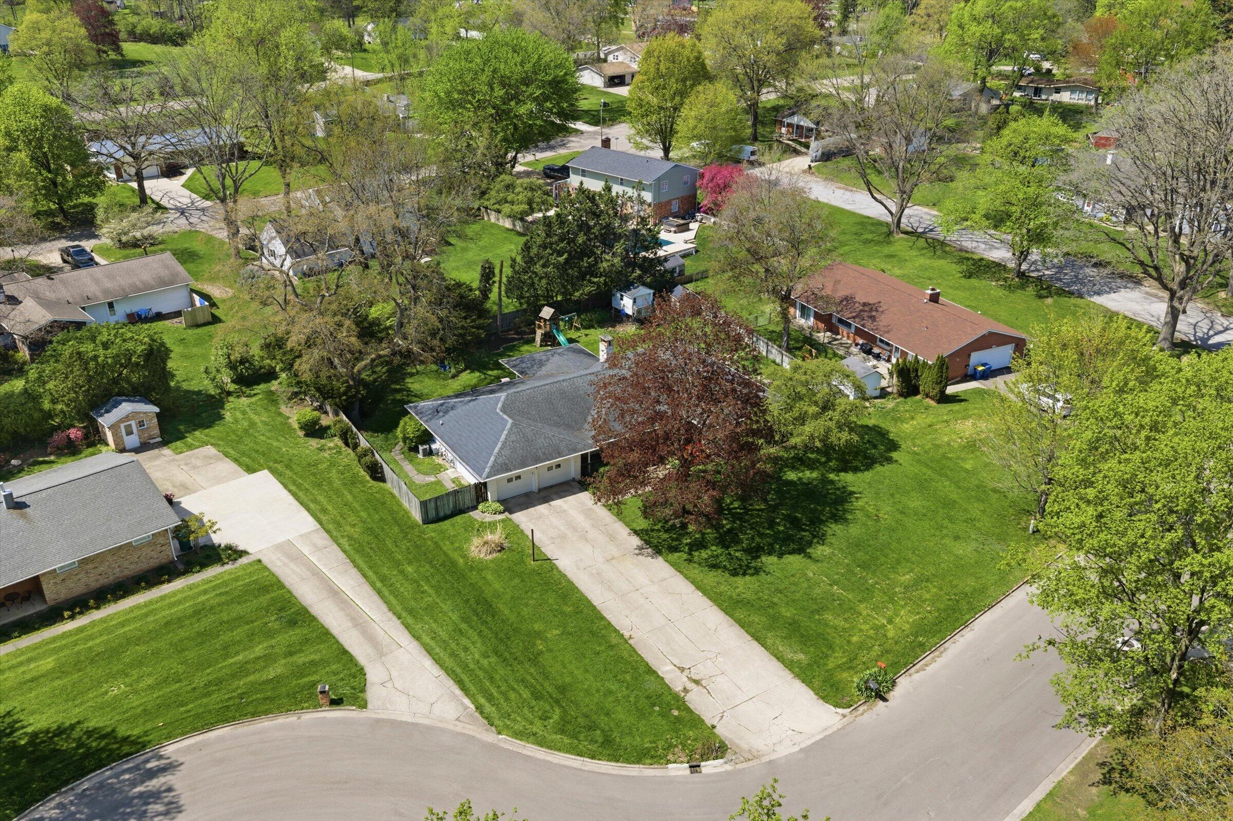 1114 Miami Road Niles MI 49120