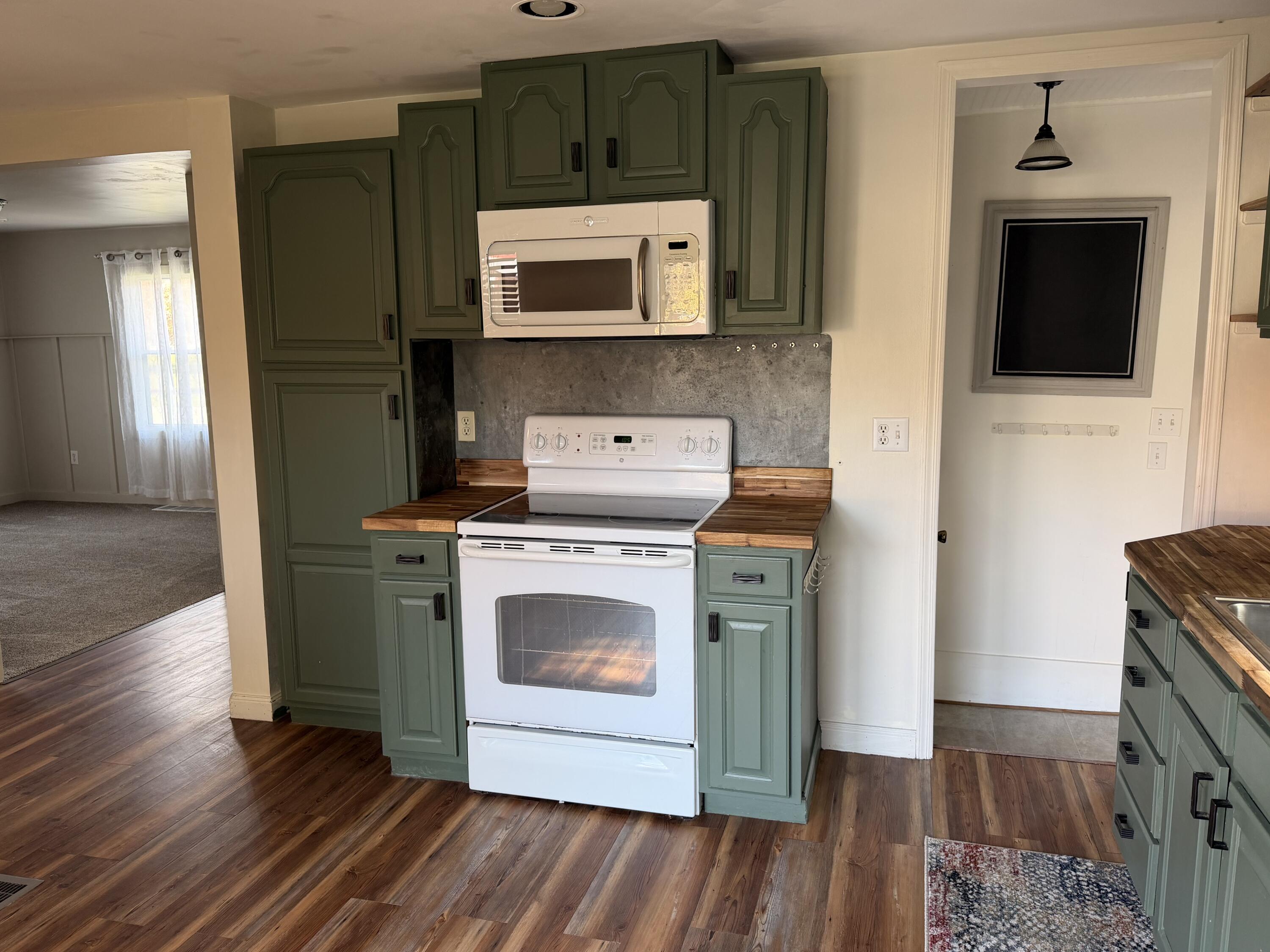 4163 N 144th Avenue Holland MI 49424