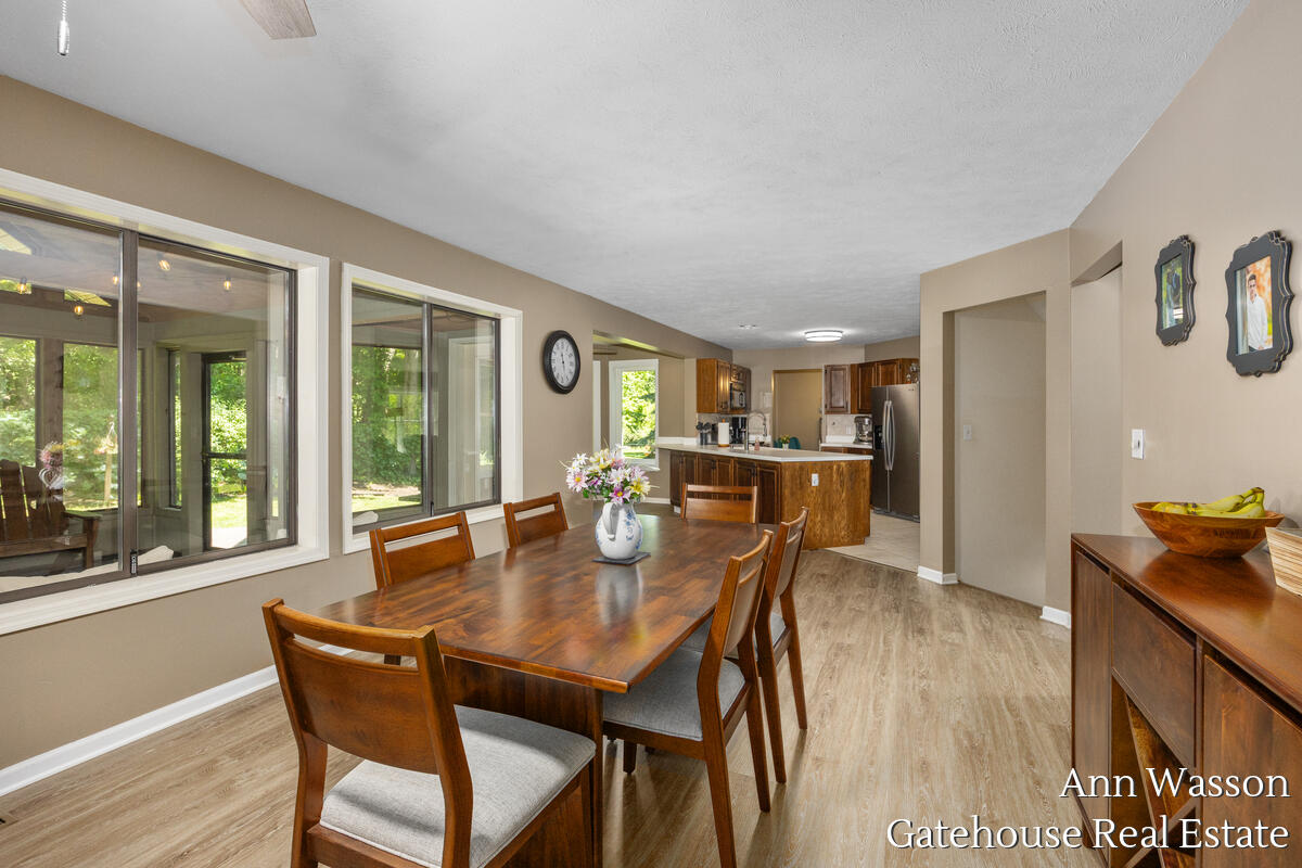 6007 Arroyo Vista Drive NE Rockford MI 49341