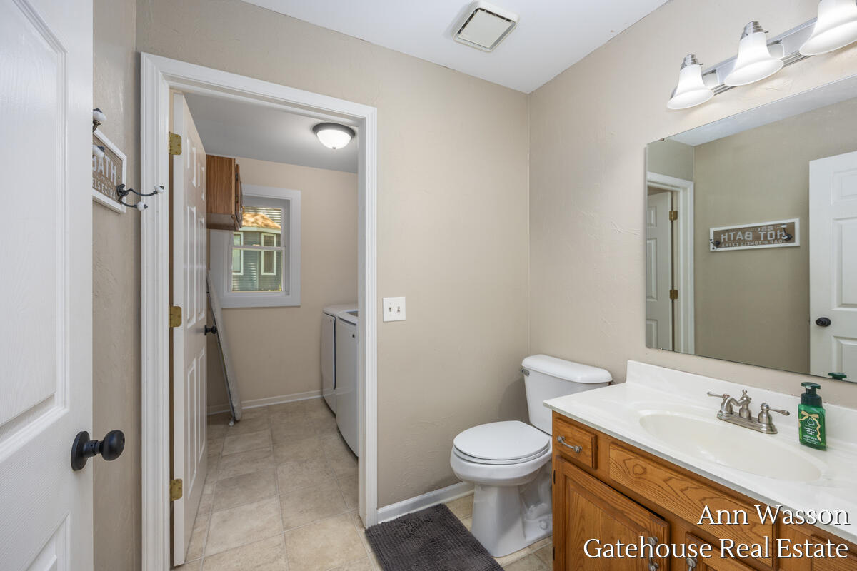 6007 Arroyo Vista Drive NE Rockford MI 49341