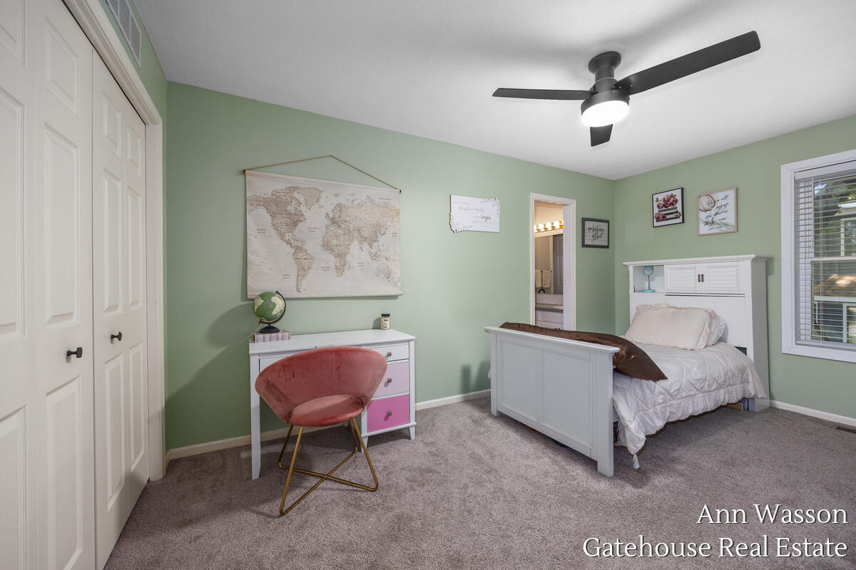 6007 Arroyo Vista Drive NE Rockford MI 49341